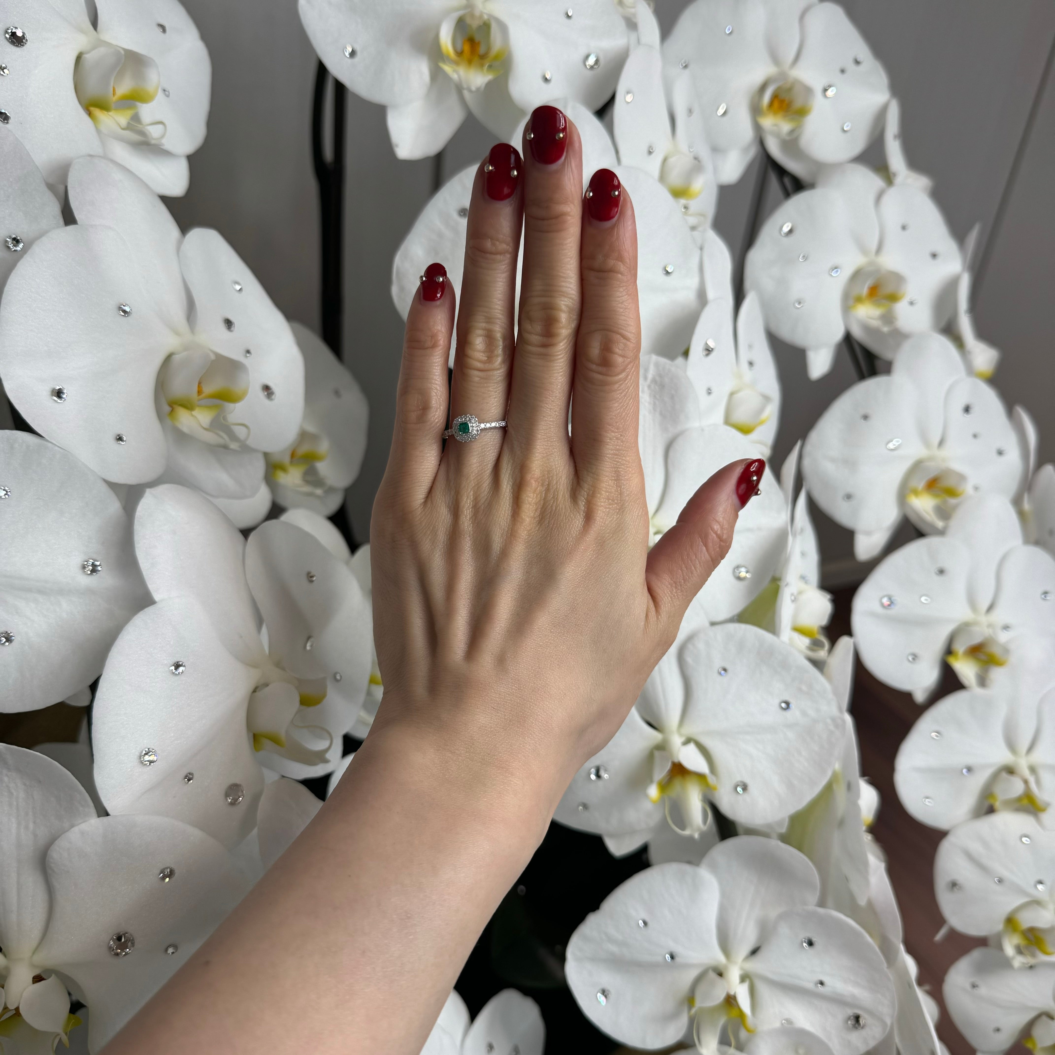 エメラルド 中石0.13CT前後 SQ リング〜綺麗なエメラルド|A Jewelry Box 公式通販サイト