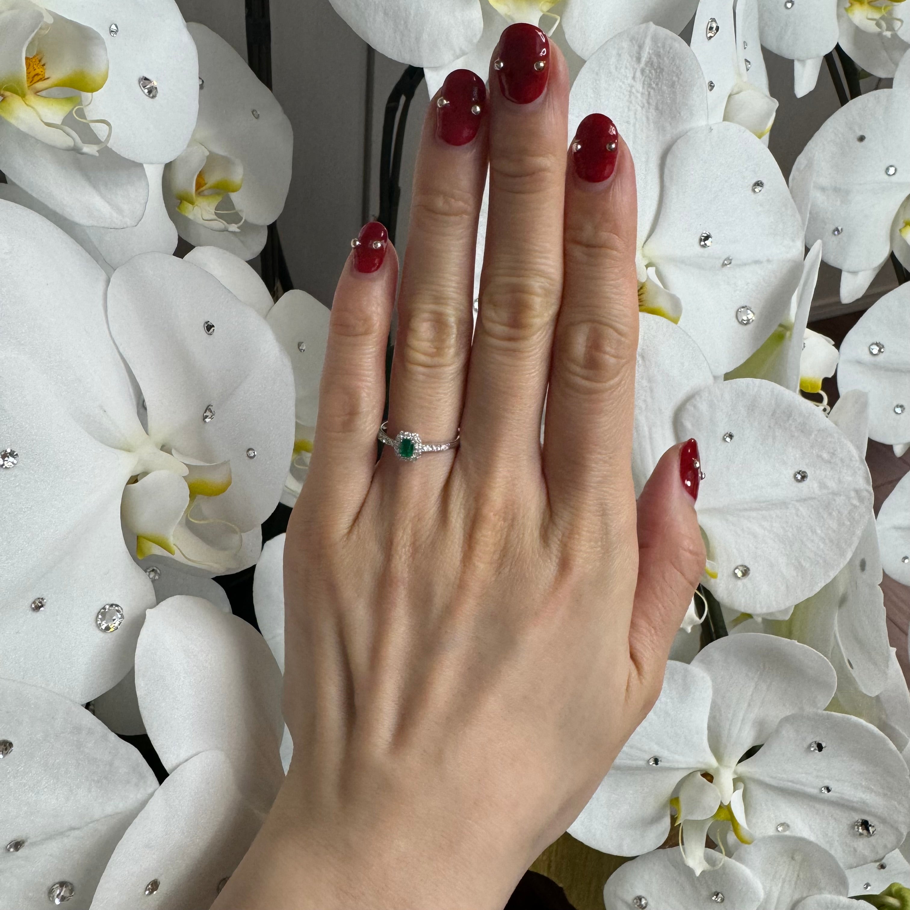 エメラルド 中石0.17CT前後 EM リング〜綺麗なエメラルド|A Jewelry Box 公式通販サイト