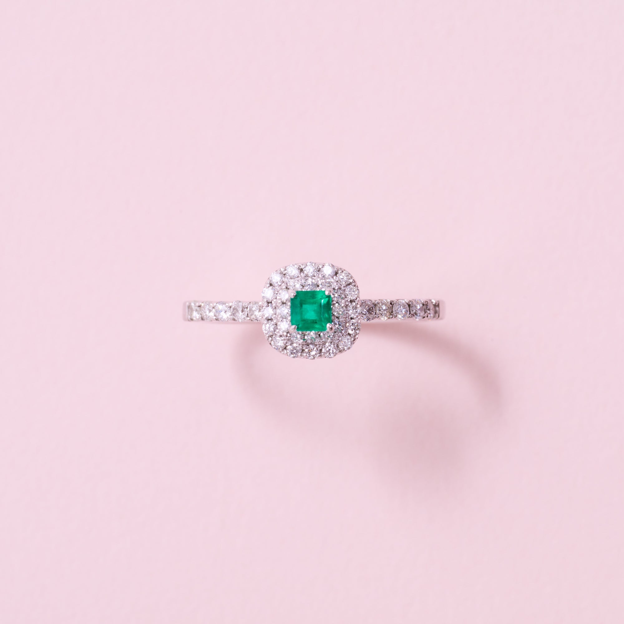 エメラルド 中石0.1ct前後 SQ PT リング|A Jewelry Box 公式通販サイト