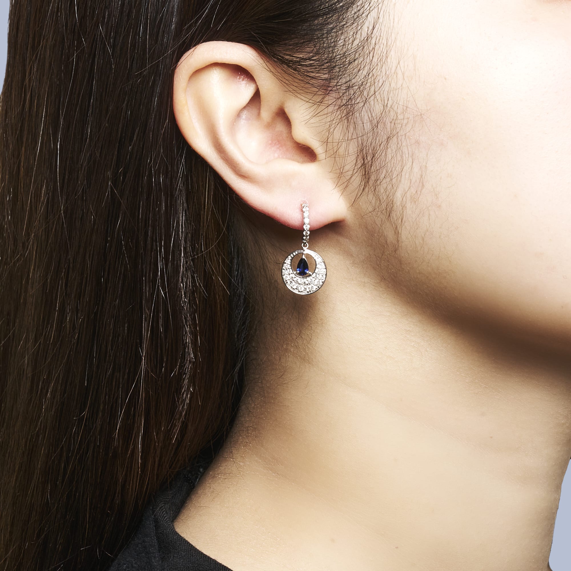 OV サファイア揺れるピアス PT900|A Jewelry Box 公式通販サイト