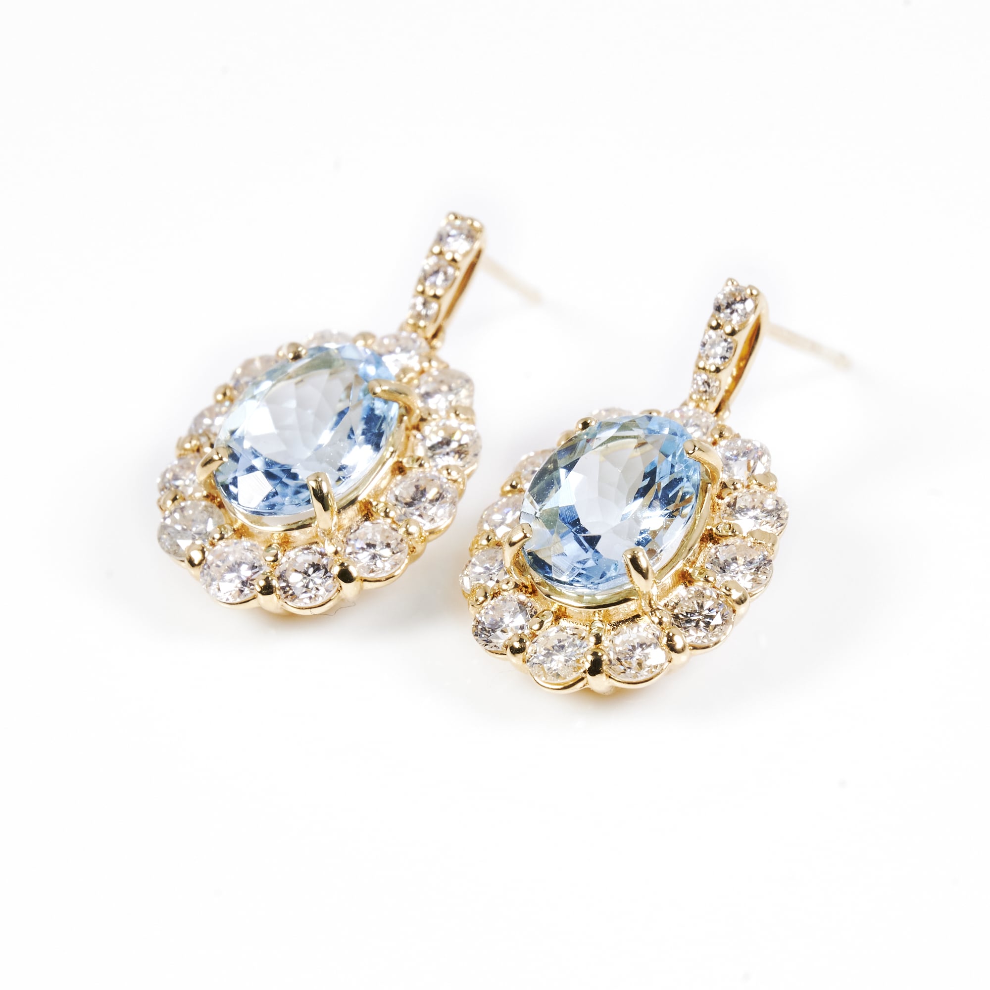 たまご AQキャサリン妃YG揺れるピアス〜VSクオリティ あやちゃんとお揃い|A Jewelry Box 公式通販サイト