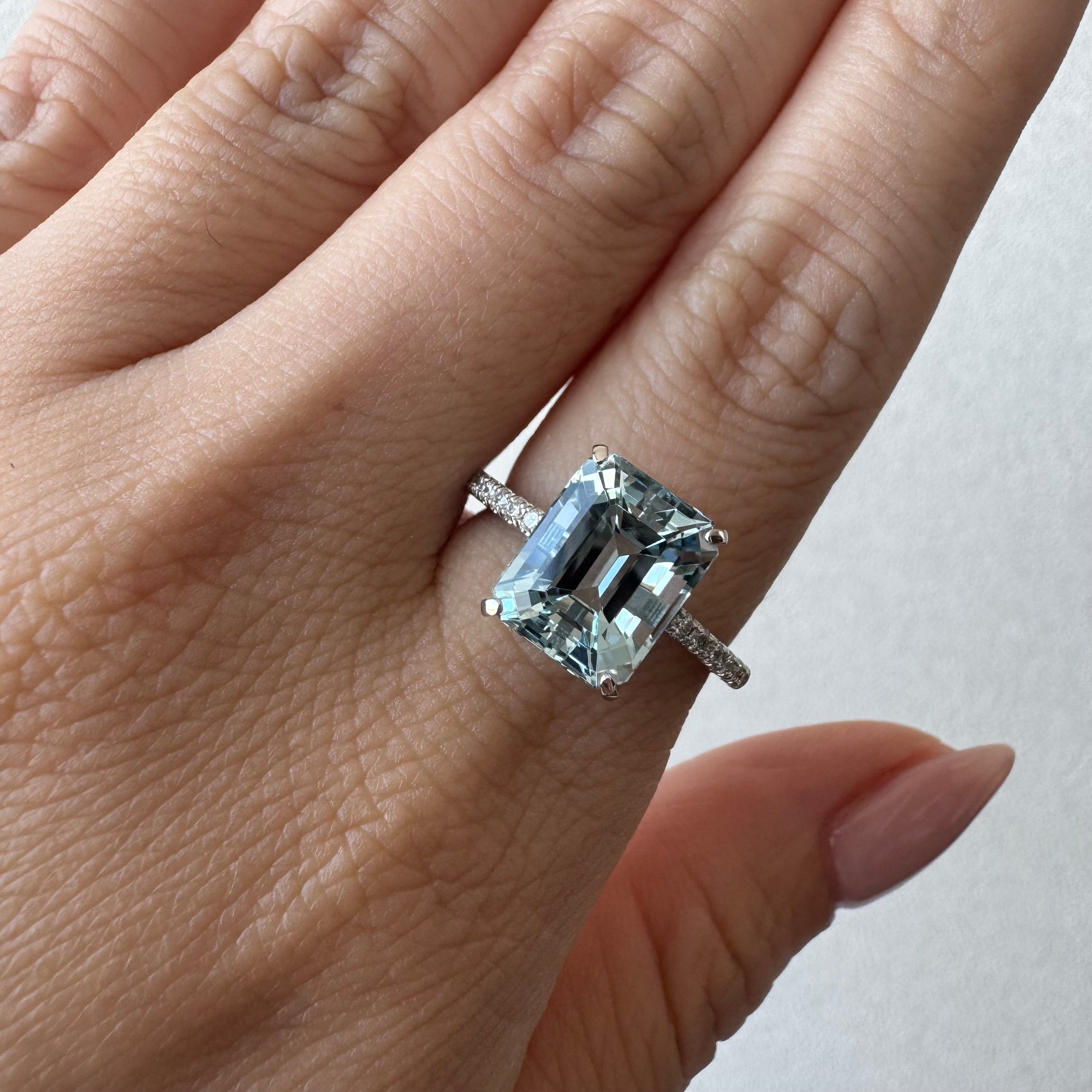 【フロリナ】リング モルガナイト/アクア/ペリドット 2ct前後 SQ|A Jewelry Box 公式通販サイト