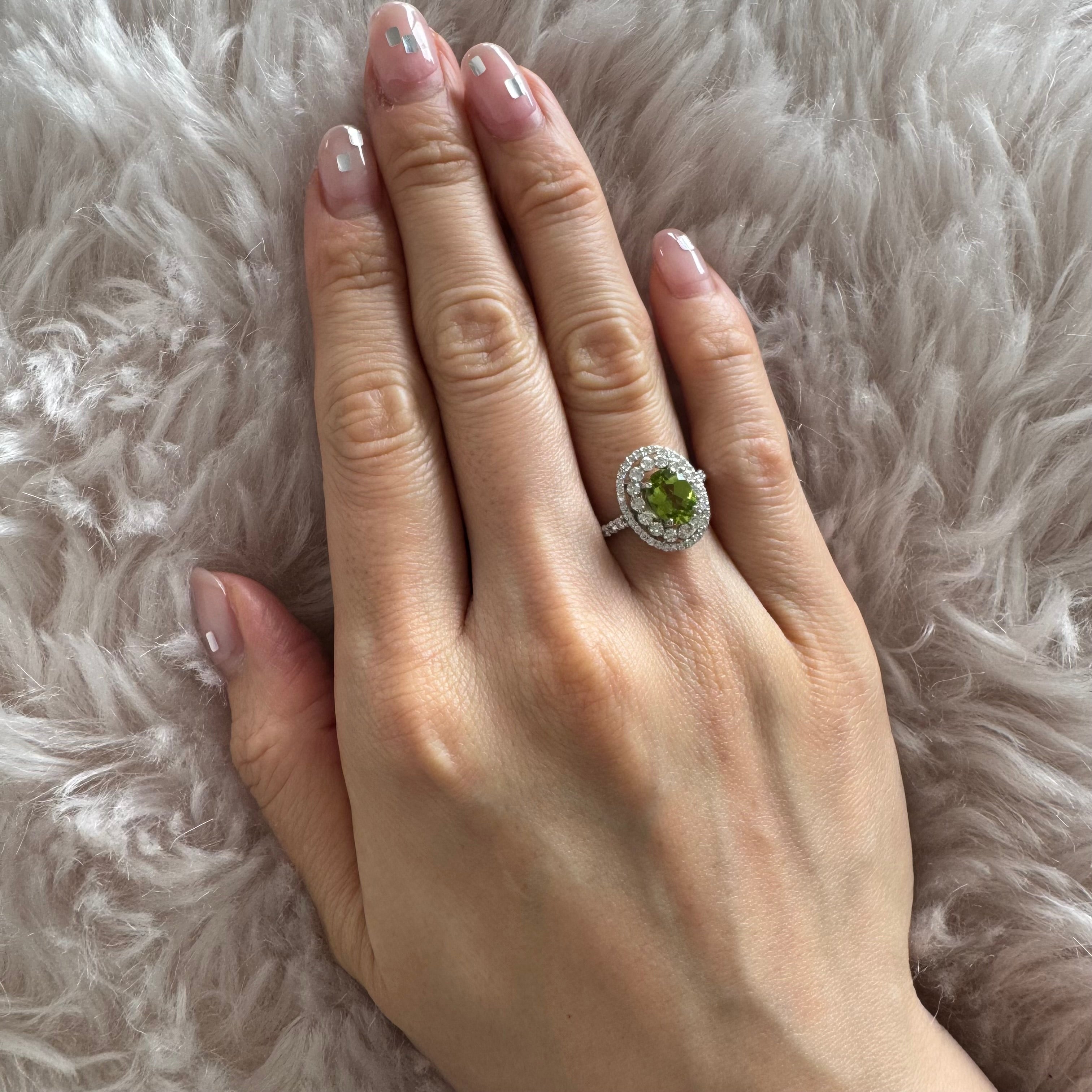 ソレイユ ペリドット 中石1ct前後 OV リング|A Jewelry Box 公式通販サイト