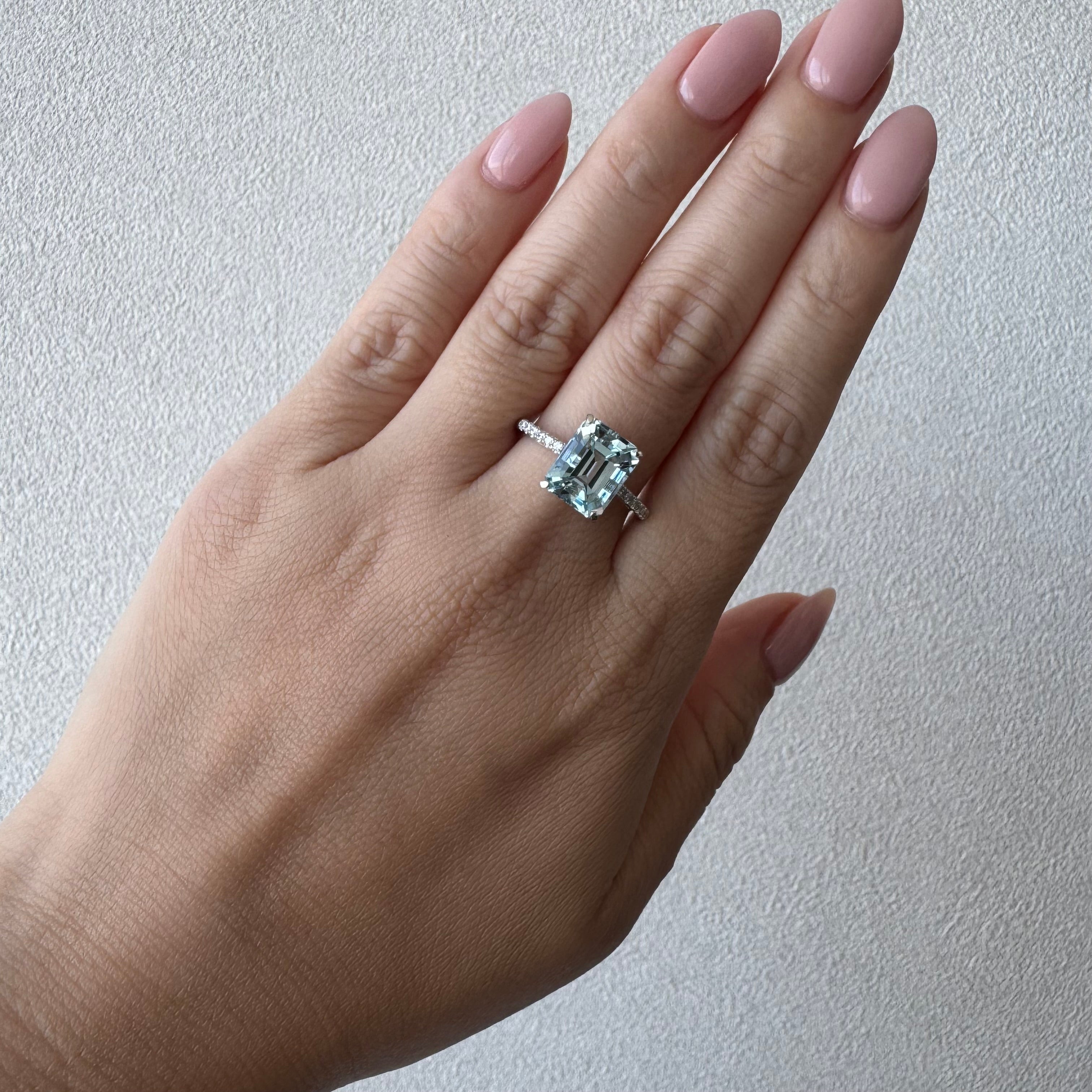 【フロリナ】リング モルガナイト/アクア/ペリドット 2ct前後 SQ|A Jewelry Box 公式通販サイト