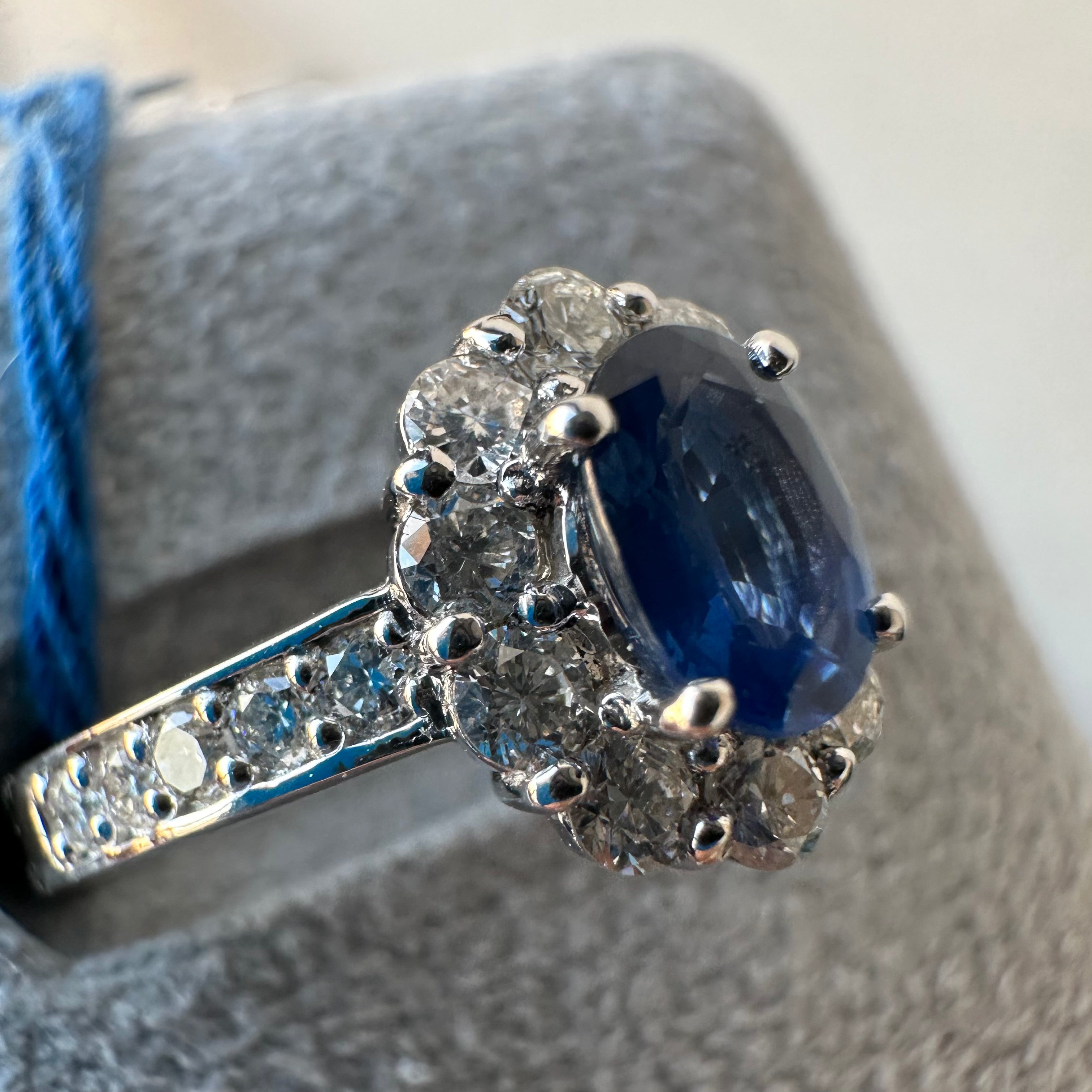 1点のみ 希少 ロイヤルブルーサファイア 中石0.58ctPT R〜AIGS|A Jewelry Box 公式通販サイト