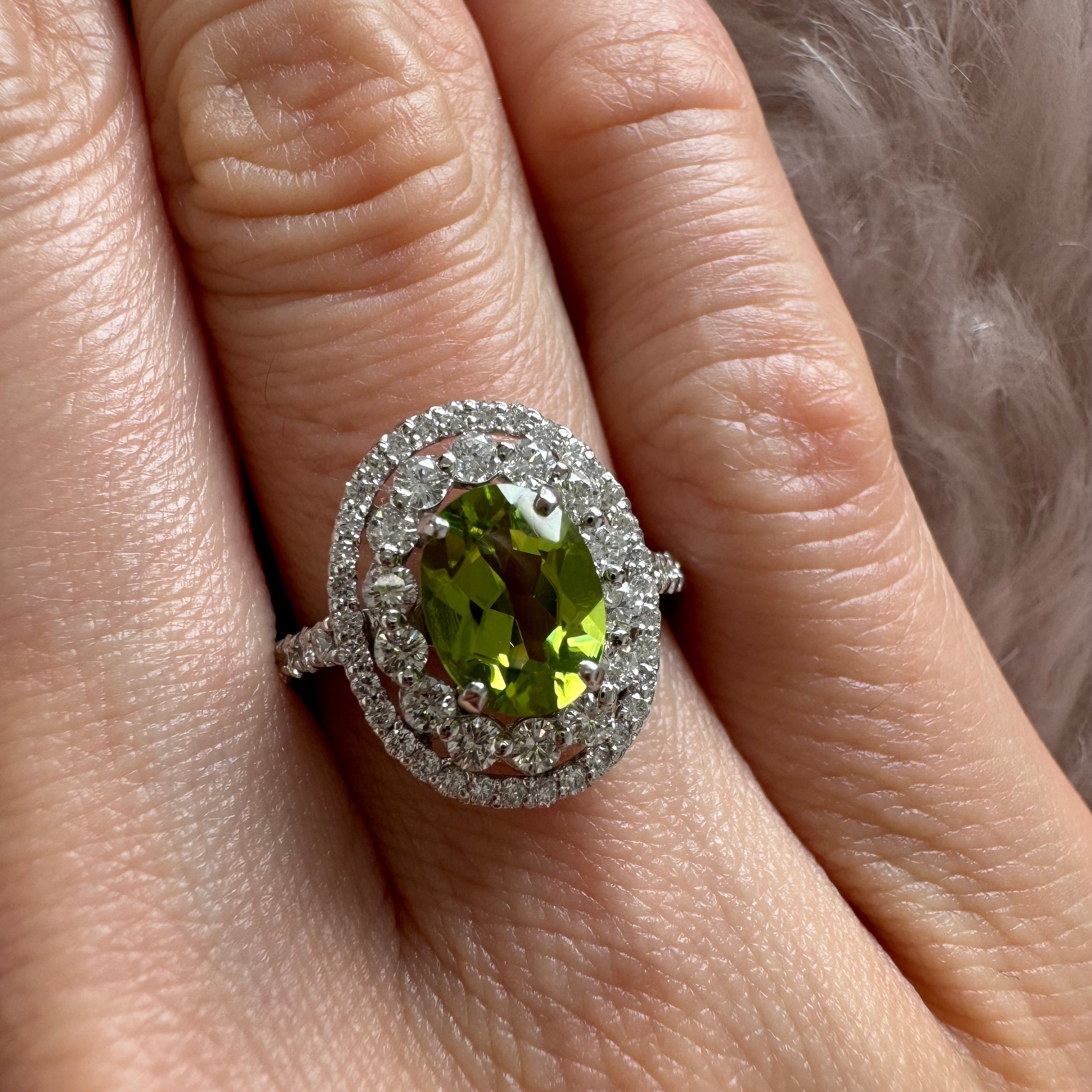 ソレイユ ペリドット 中石1ct前後 OV リング|A Jewelry Box 公式通販サイト