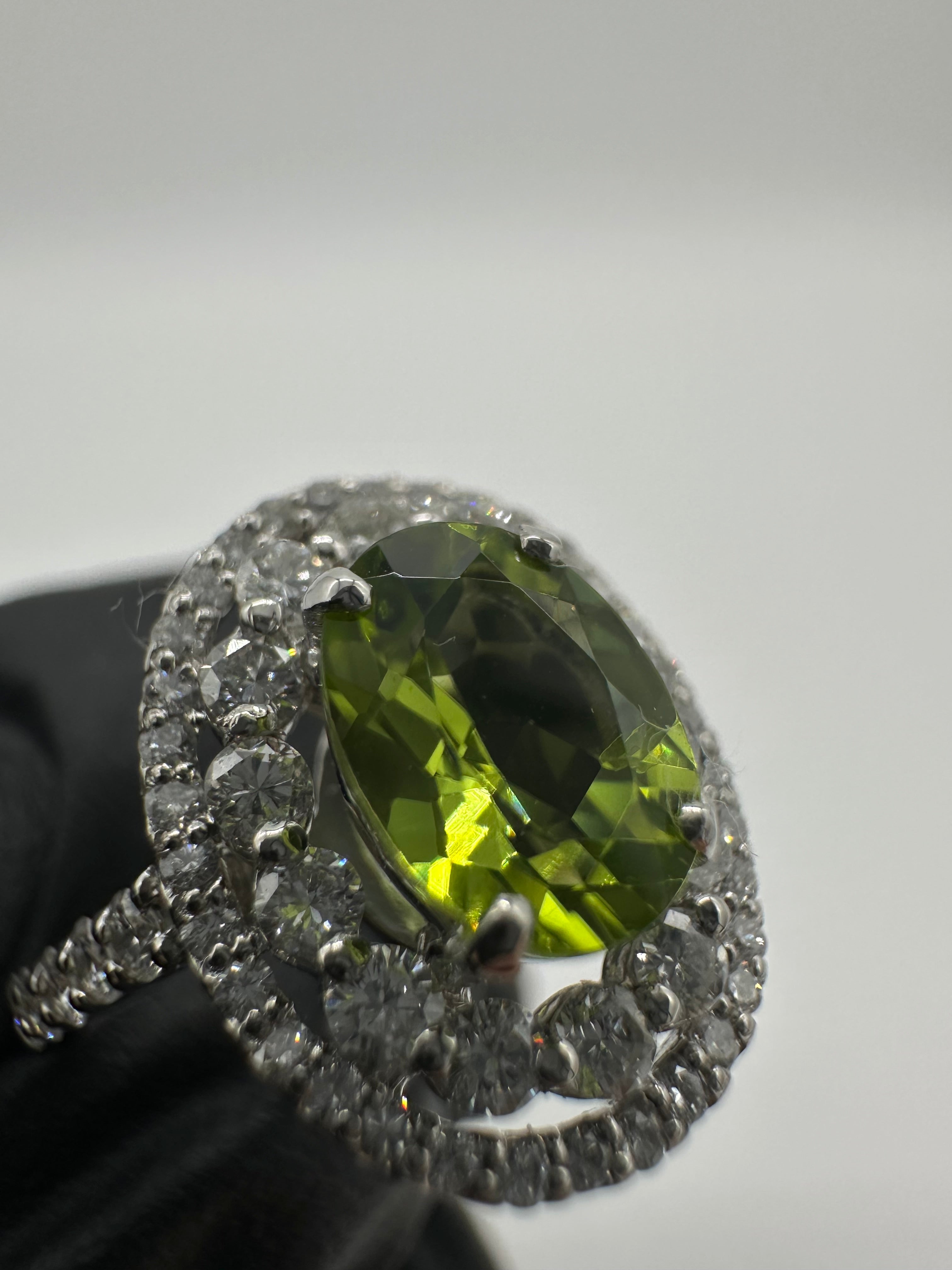 ソレイユ ペリドット 中石1ct前後 OV リング|A Jewelry Box 公式通販サイト