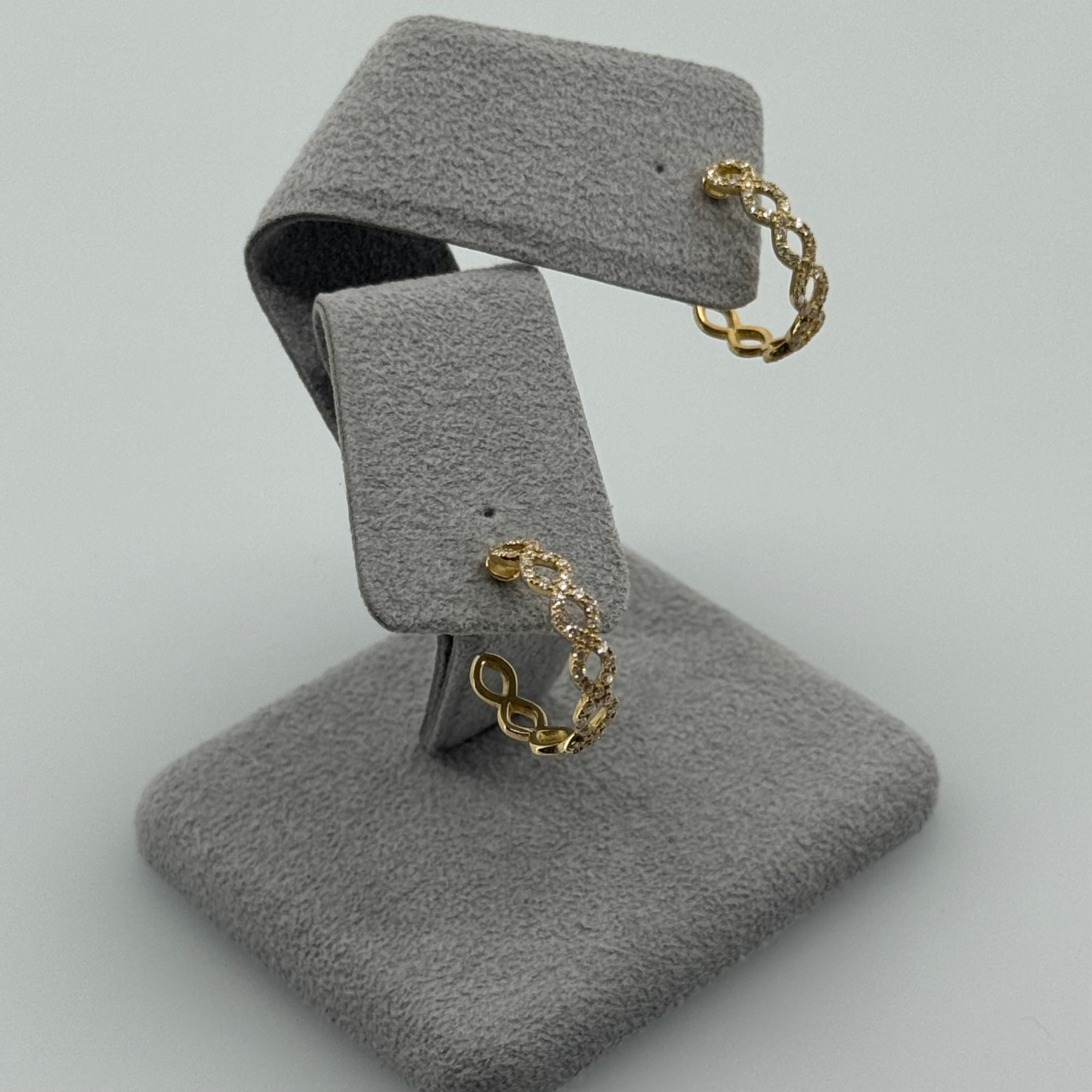 アポトラピアス|A Jewelry Box 公式通販サイト