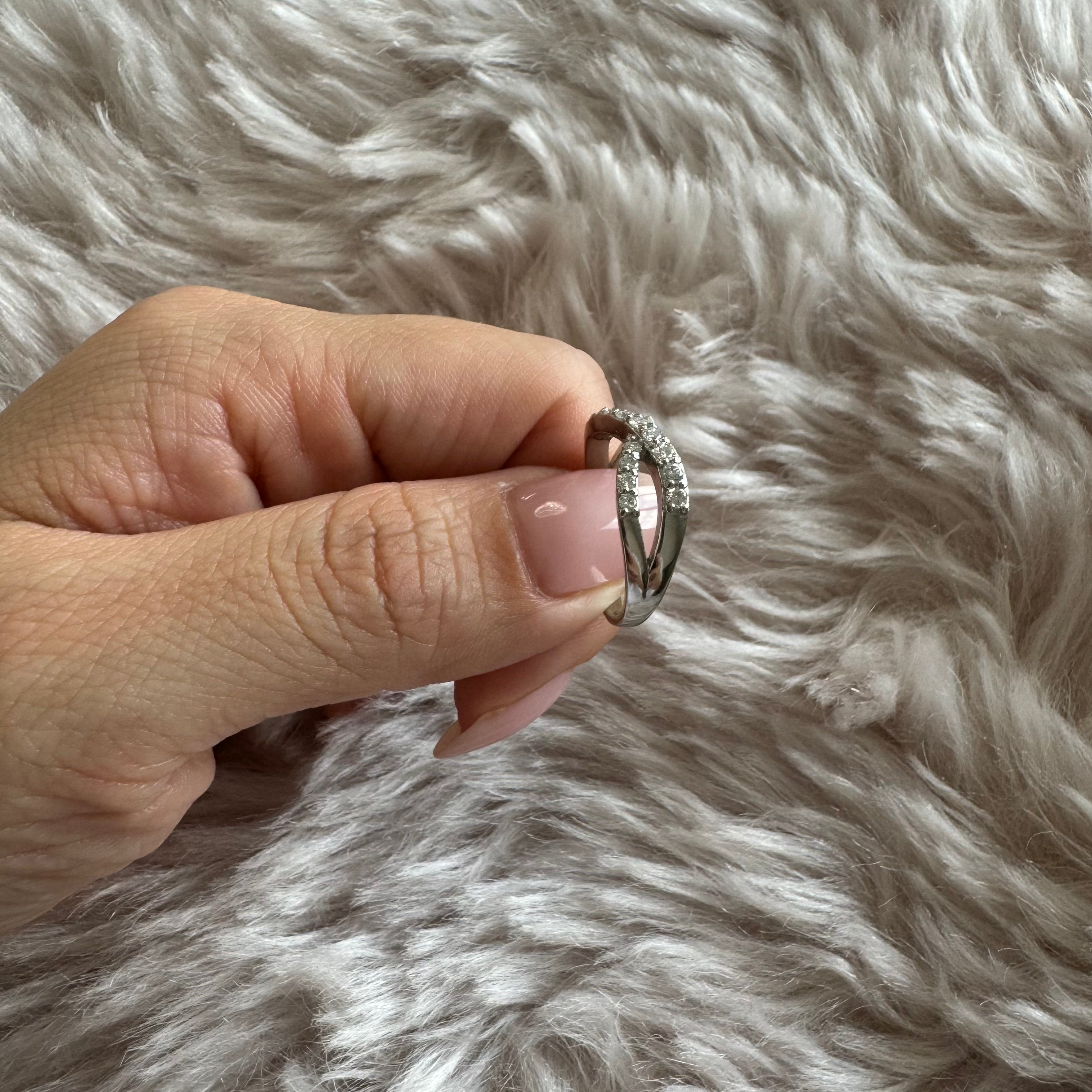 ひよこインフィニティリング D0.45ct PT/YG/PG|A Jewelry Box 公式通販サイト