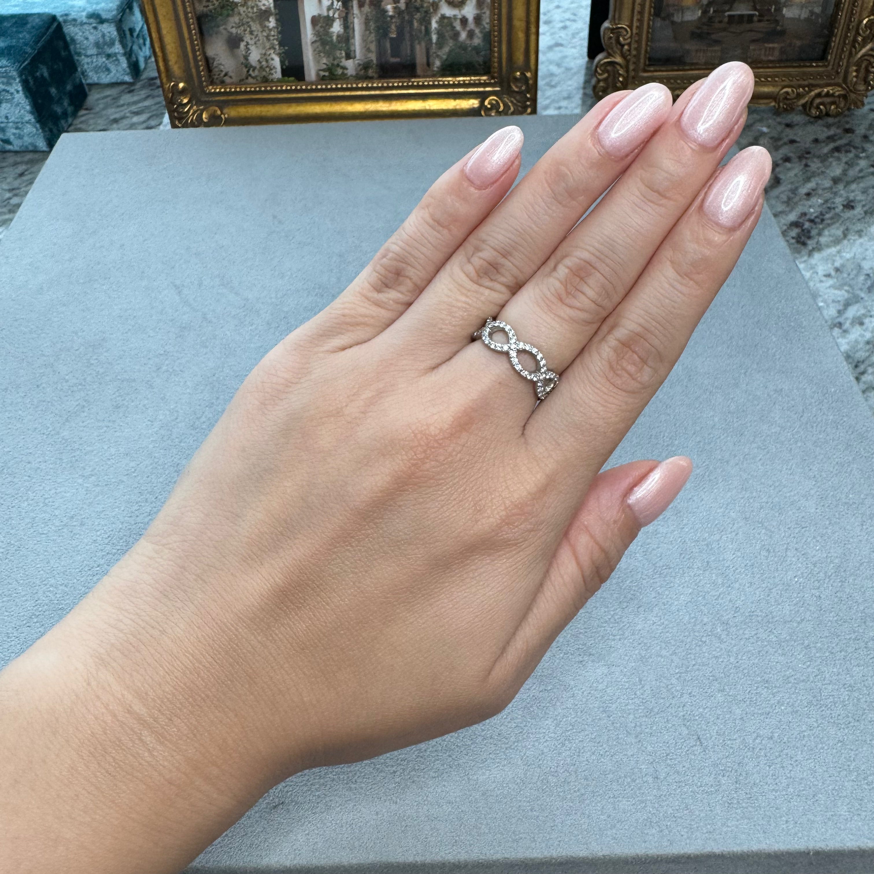 アポトラリング〜グランデ|A Jewelry Box 公式通販サイト