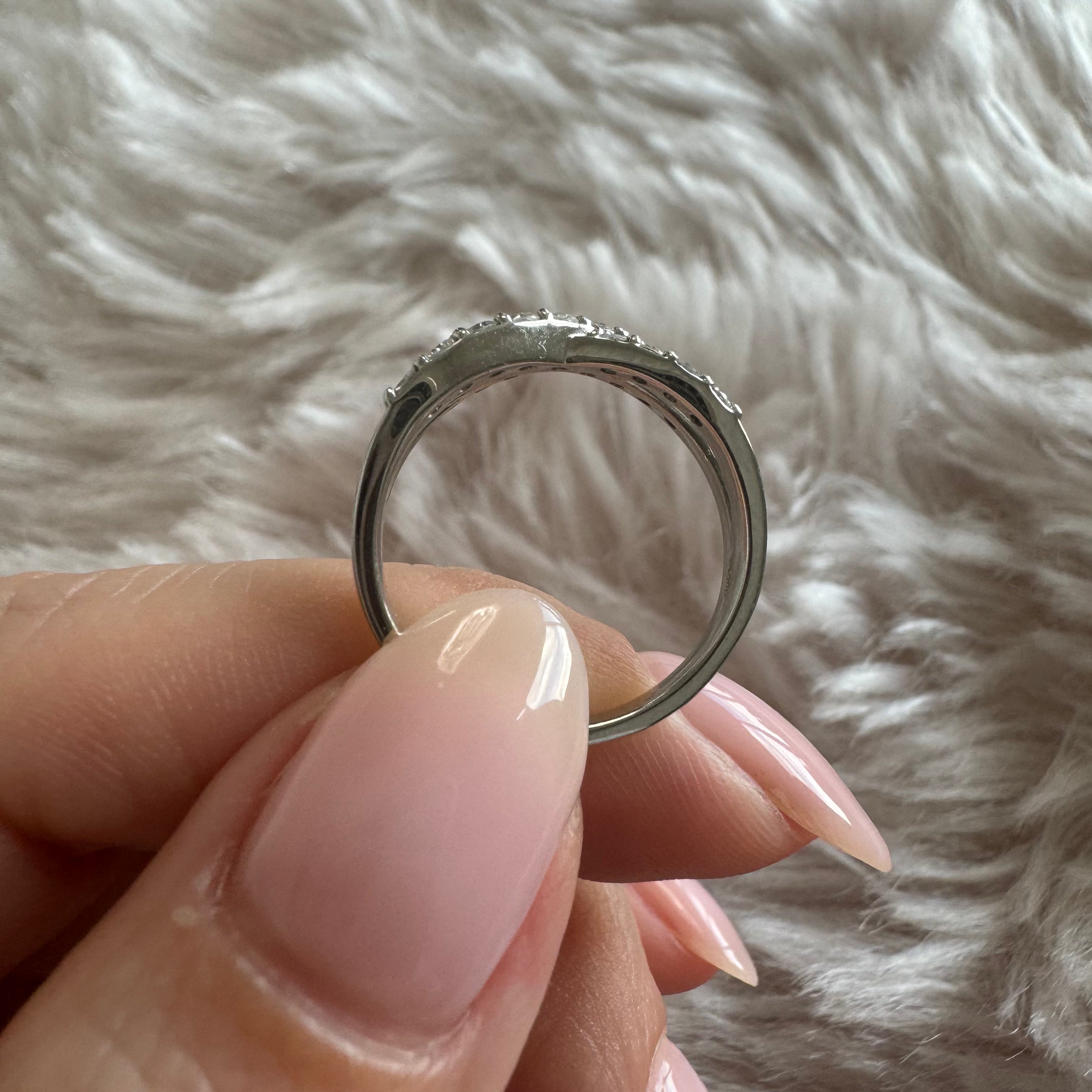 ひよこインフィニティリング D0.45ct PT/YG/PG|A Jewelry Box 公式通販サイト