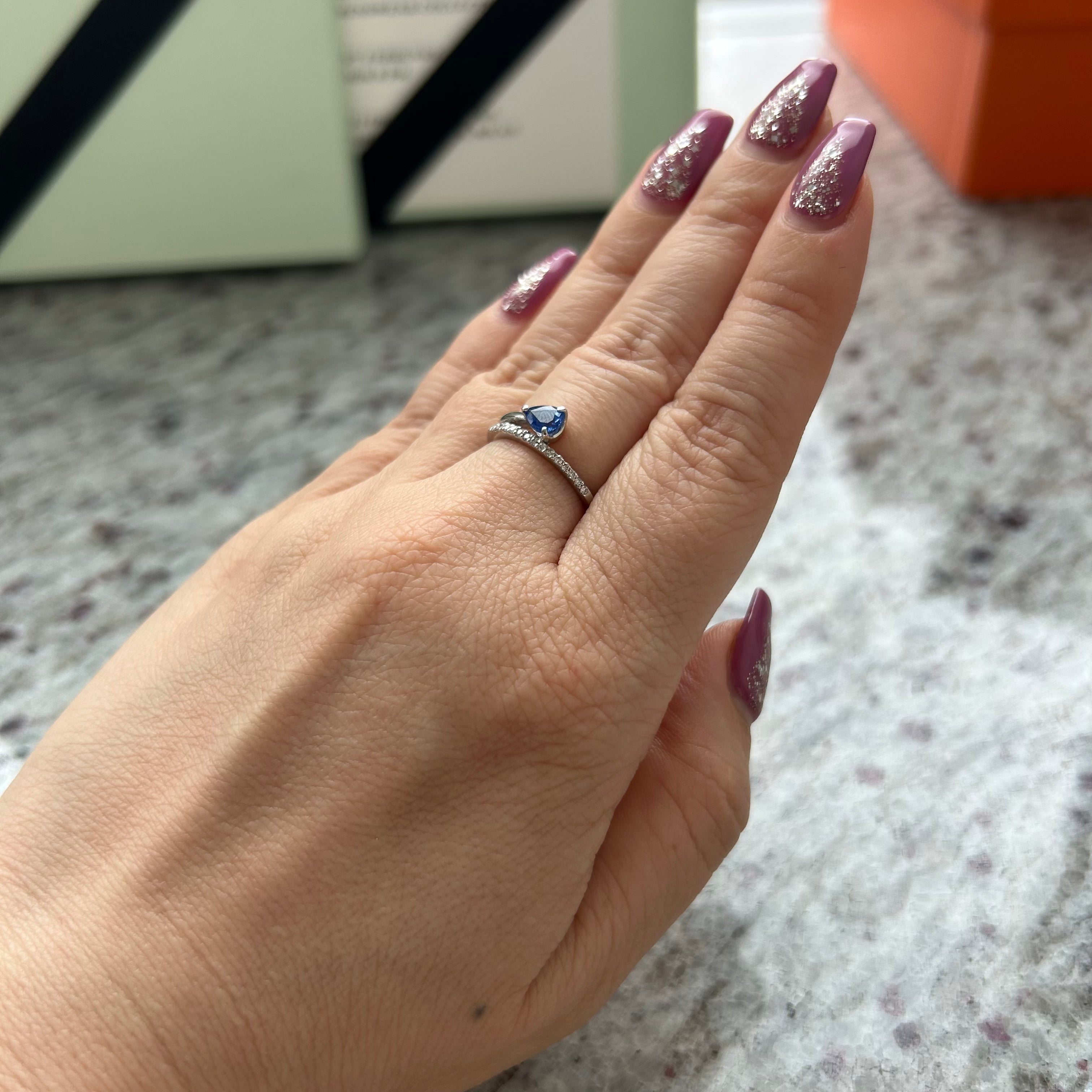 コーンフラワーサファイアリング中石0.49ct前後 PS PT〜NO HEATコーンフラワー AIGS|A Jewelry Box 公式通販サイト