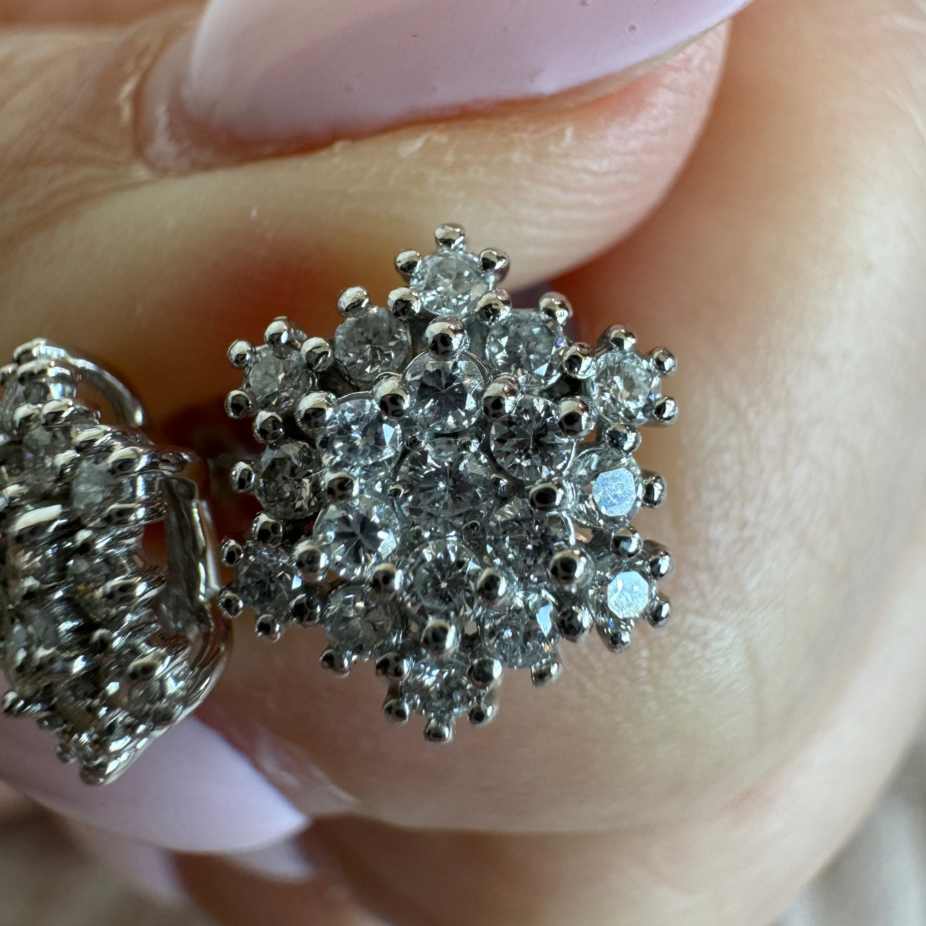 雪の結晶ピアス D 0.3ct 前後×2|A Jewelry Box 公式通販サイト