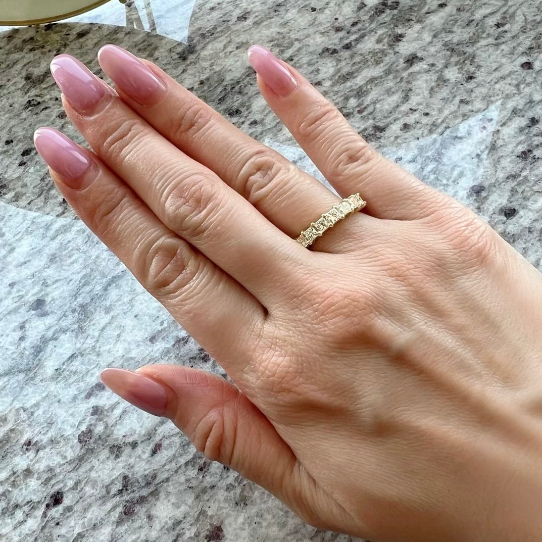 ハーフエタニティ|A Jewelry Box 公式通販サイト