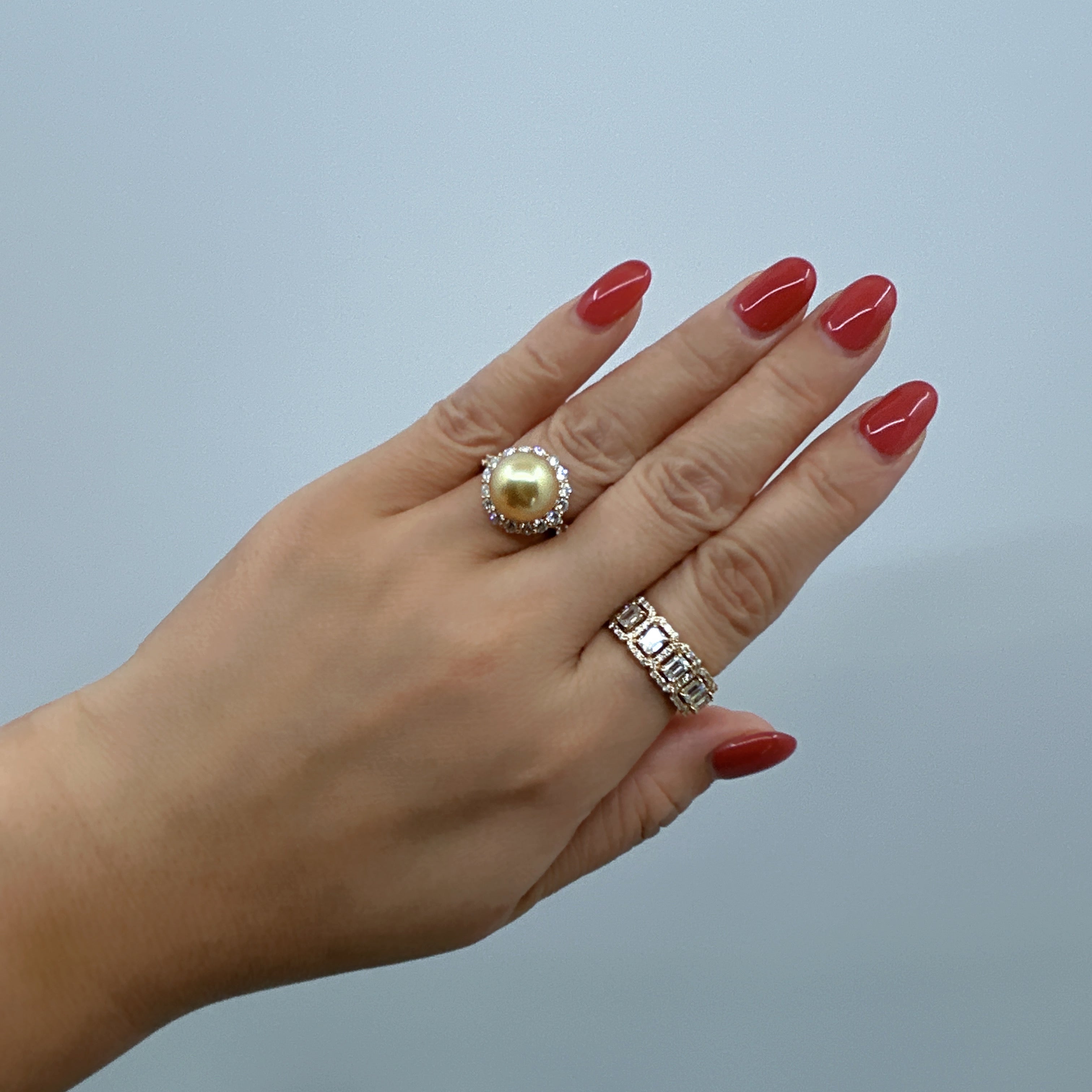 南洋真珠ゴールデン10mm キャサリン妃巻き K18YGリング|A Jewelry Box 公式通販サイト