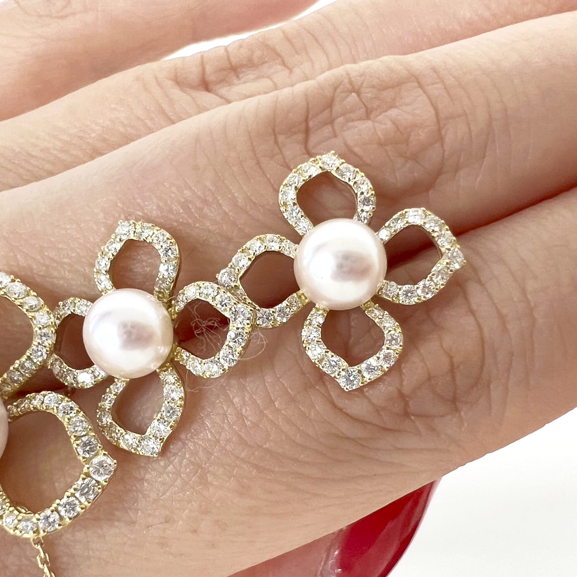 あこや6ミリ ハナミズキピアス|A Jewelry Box 公式通販サイト