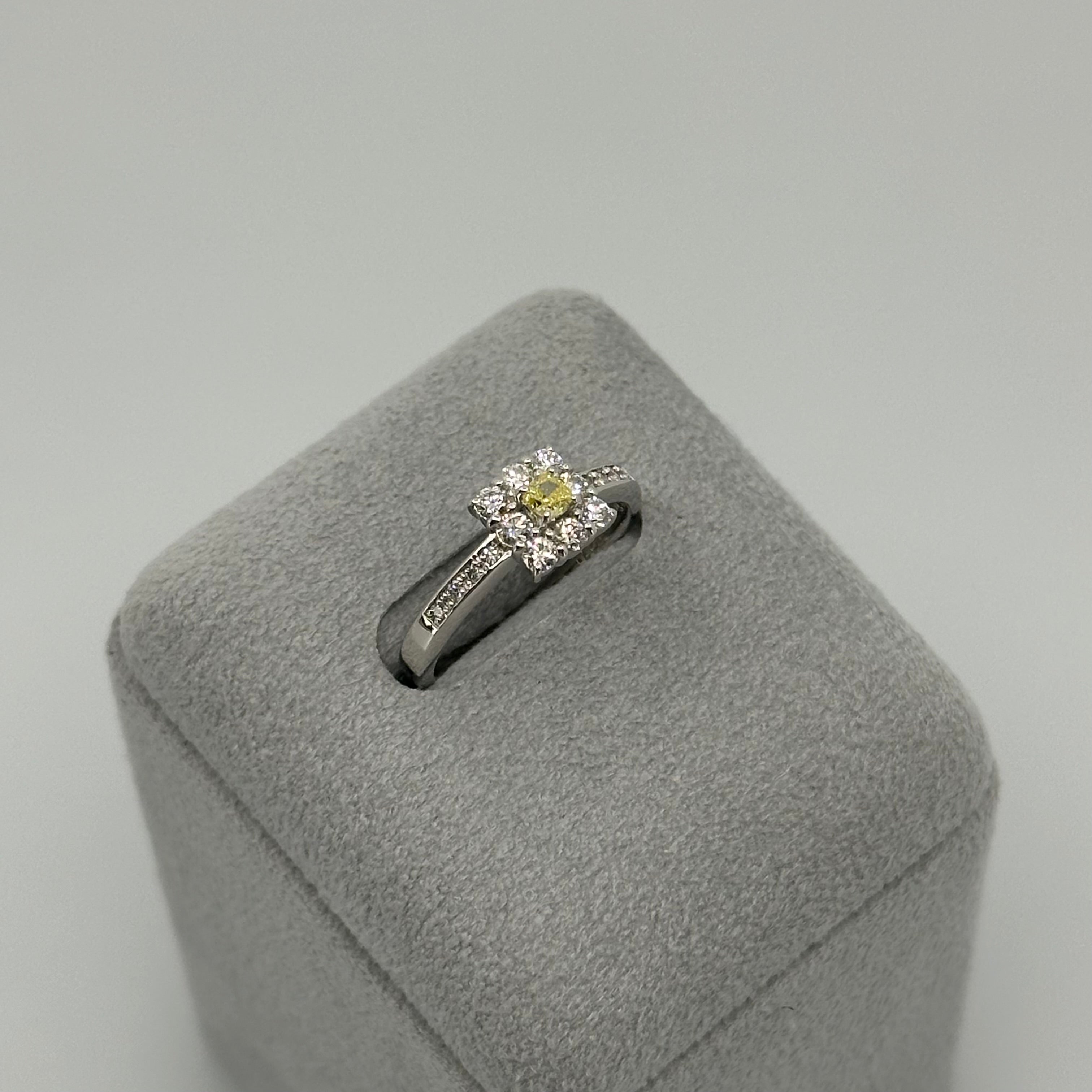 ［3本限定/ジョーヌの隣］リング ファンシーインテンスイエローダイヤ 0.12ct　PT｜A Jewelry Box 公式通販サイト