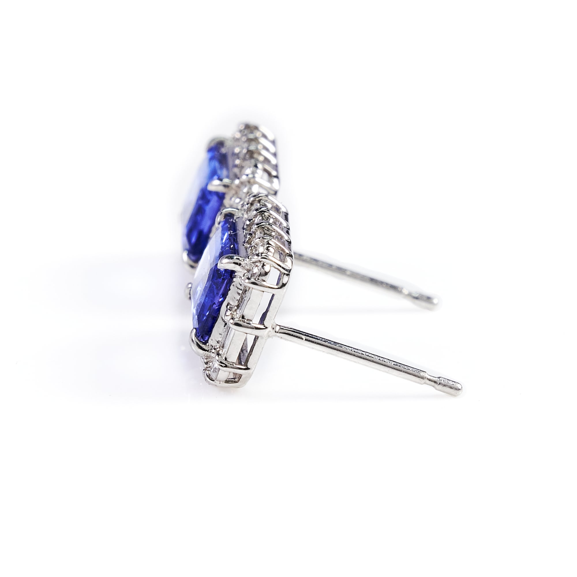 EMタンザナイトスタッドピアス｜A Jewelry Box 公式通販サイト