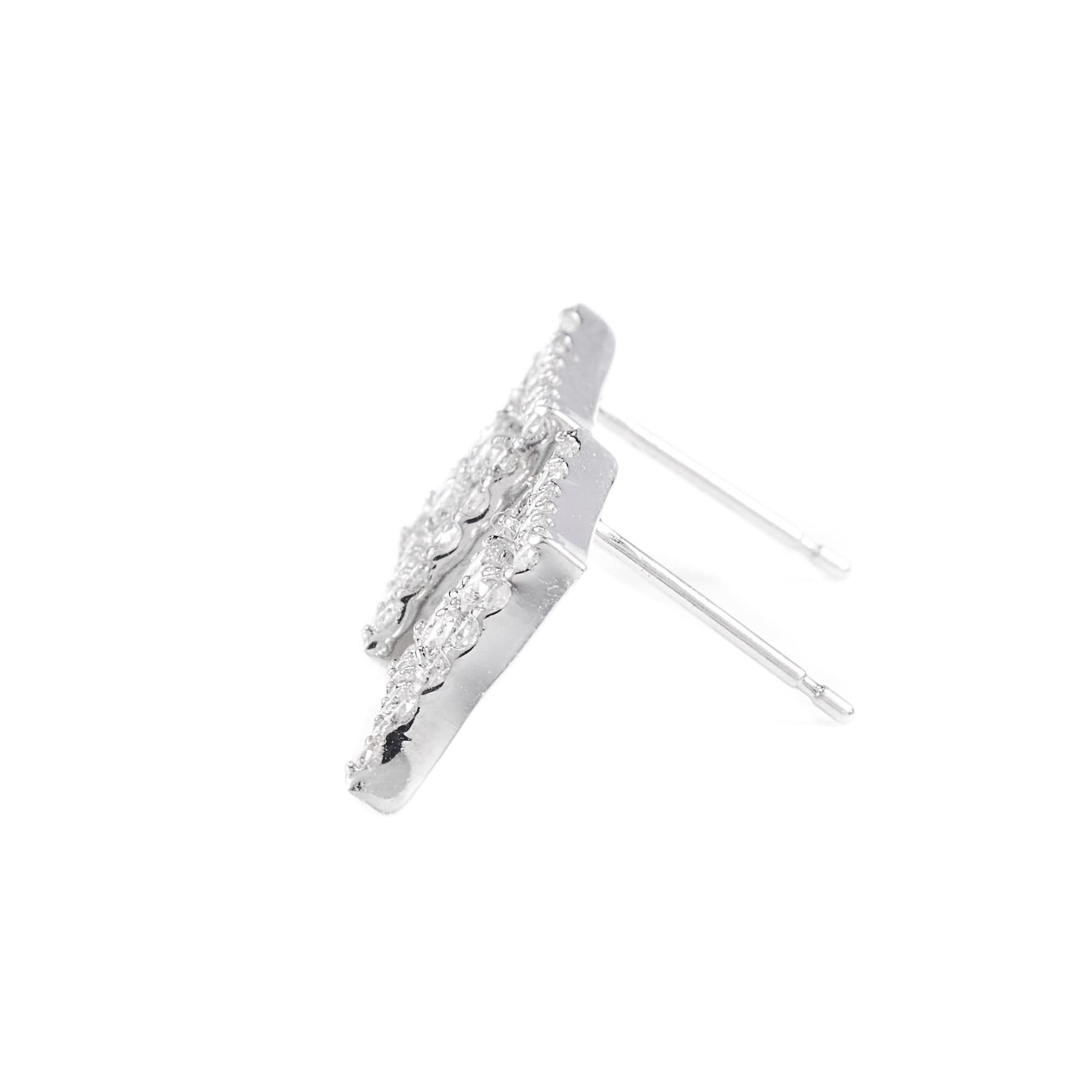 菱形ピアス　PT｜A Jewelry Box 公式通販サイト