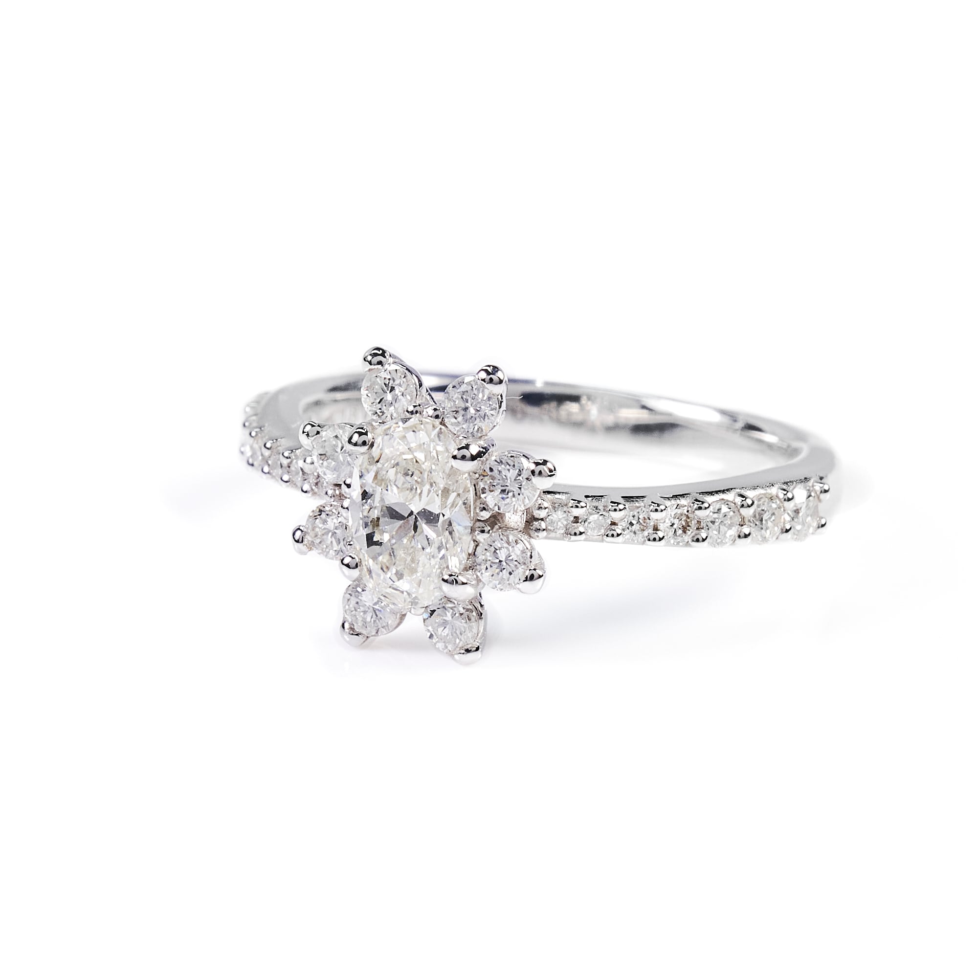 OV ダイヤリング　K18WG　H SI1　CV｜A Jewelry Box 公式通販サイト