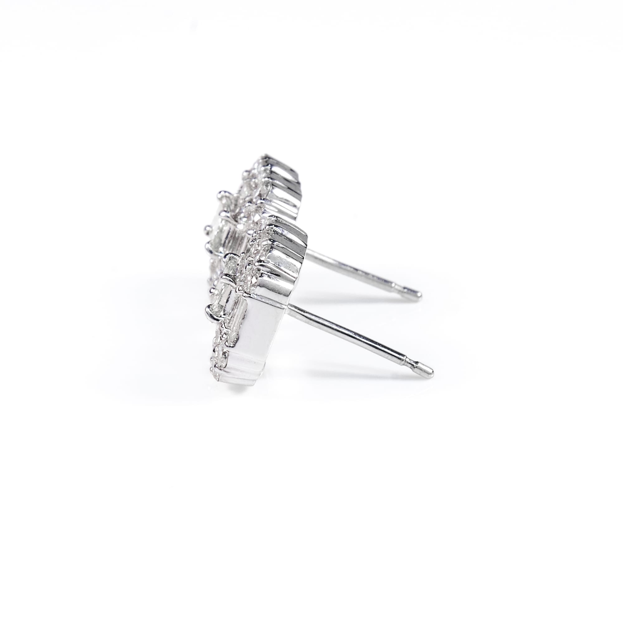 ひよこ 女医さんピアス｜A Jewelry Box 公式通販サイト