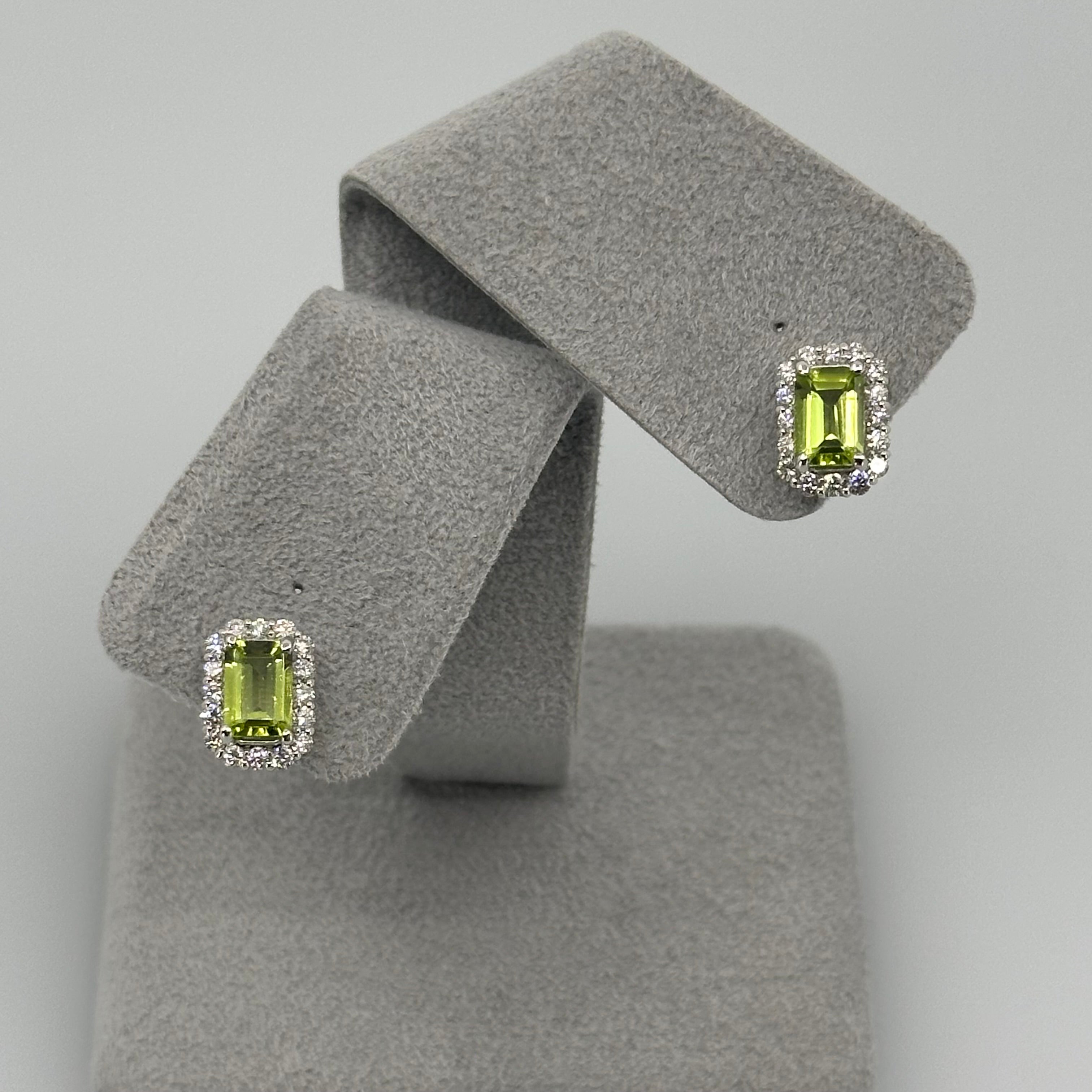 ［新作/個数限定/グリント］ピアス　ペリドット