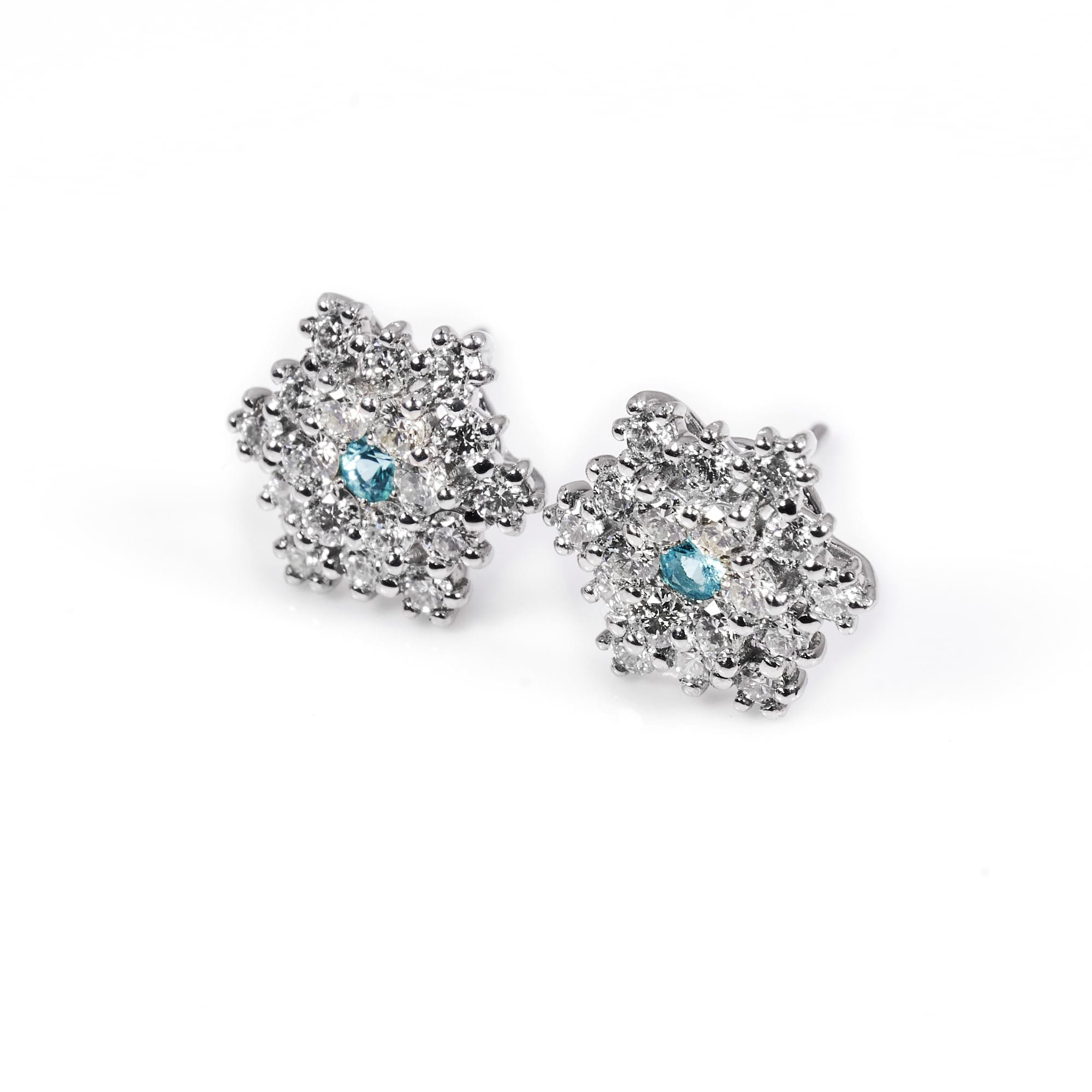 雪の結晶 パライバトルマリンPTピアス｜A Jewelry Box 公式通販サイト