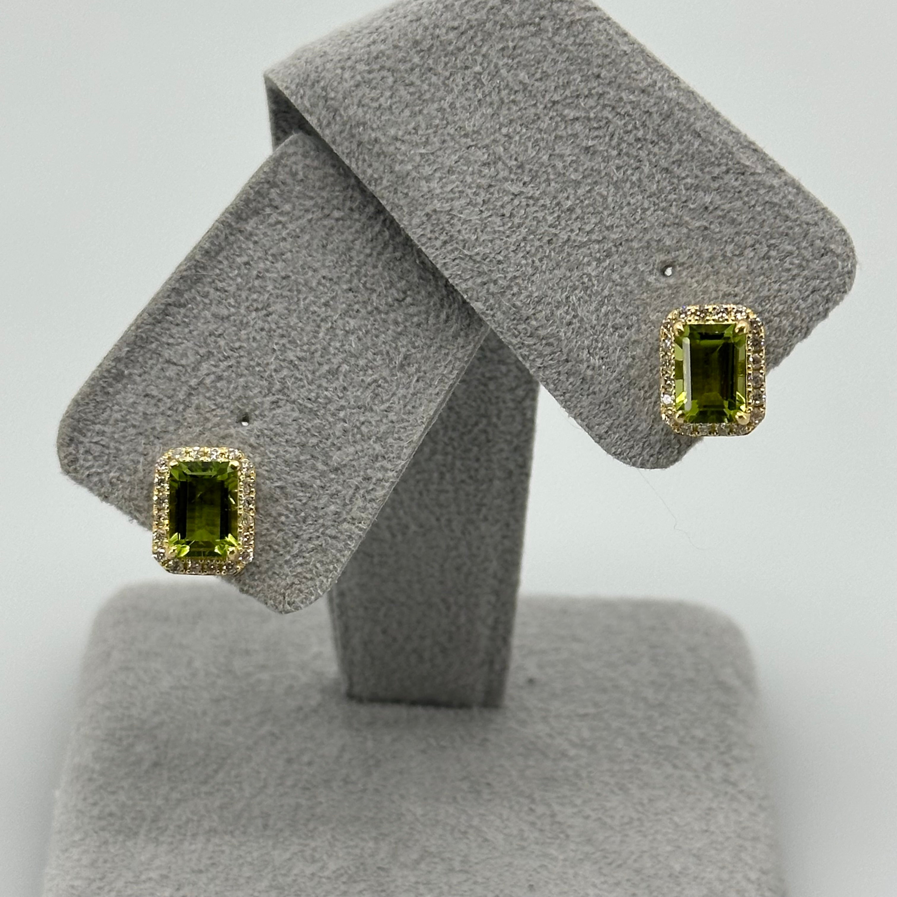 ［新作/ベイビーベイビーマドンナ］　ペリドット　ピアス　トータル2ct｜A Jewelry Box 公式通販サイト