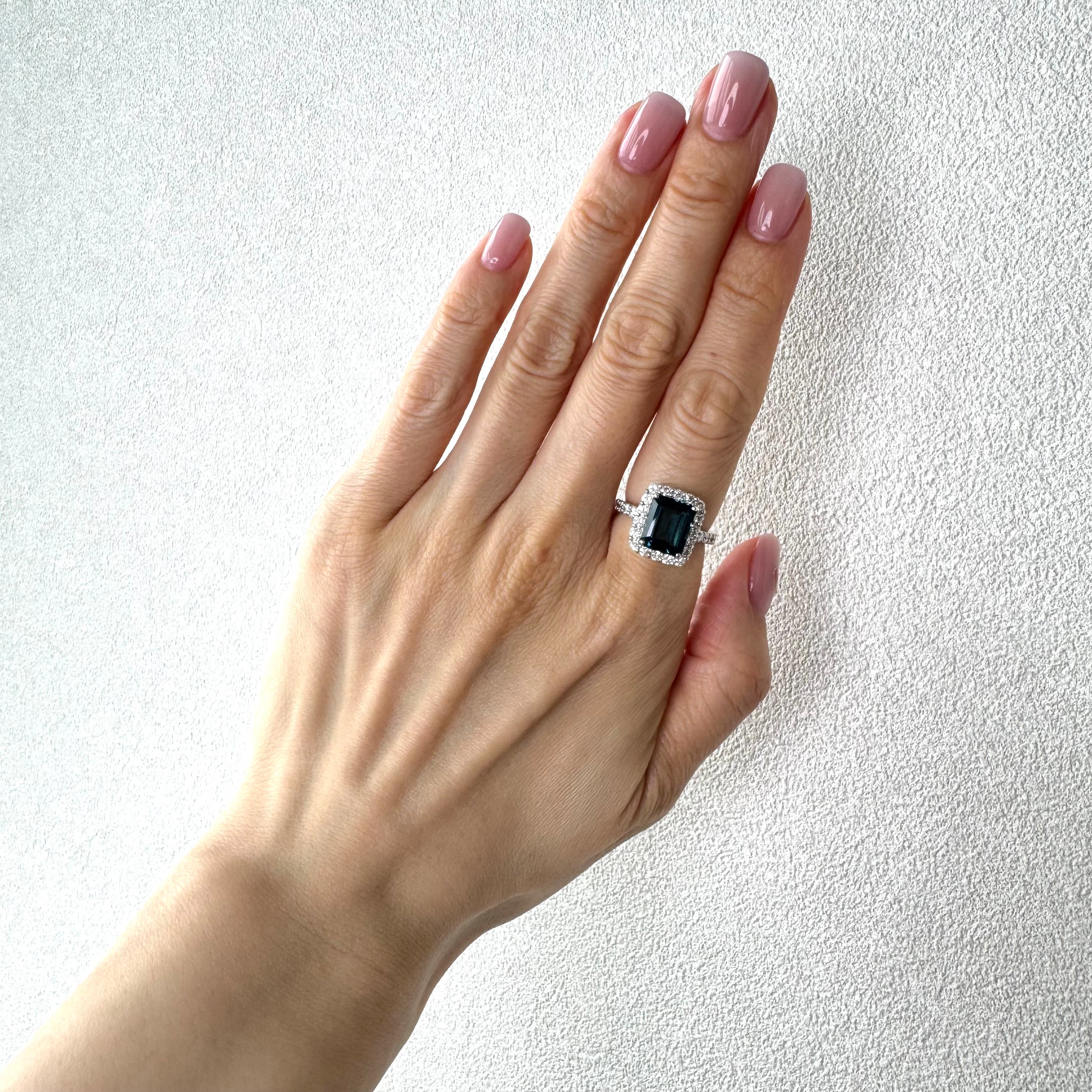 ［オデットの羽飾り］リング ロンドンブルートパーズ 5ct前後 SQ｜A Jewelry Box 公式通販サイト