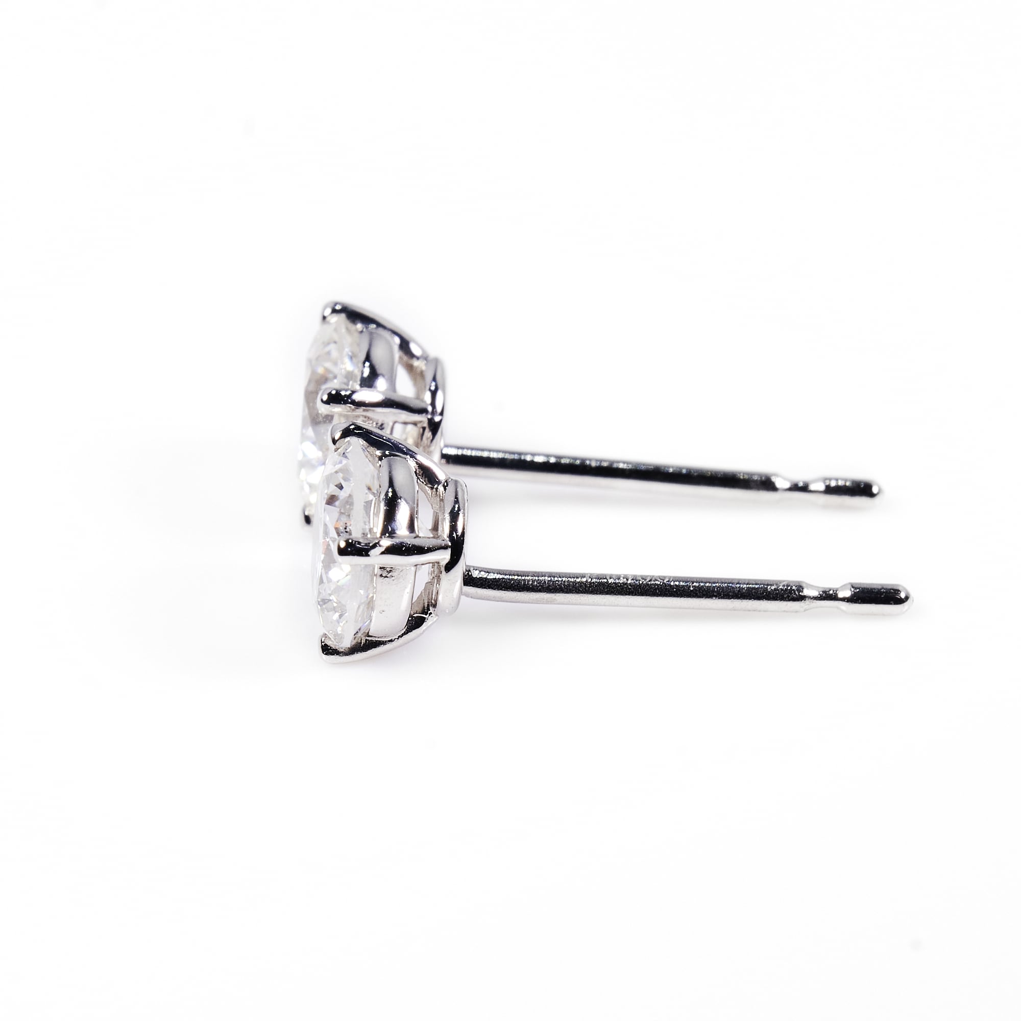 ダイヤモンド0.3ct プラチナスタッドピアス プラチナ ダイヤモンド ピアス ド0.3ct（VSクラス・H&C・鑑別書