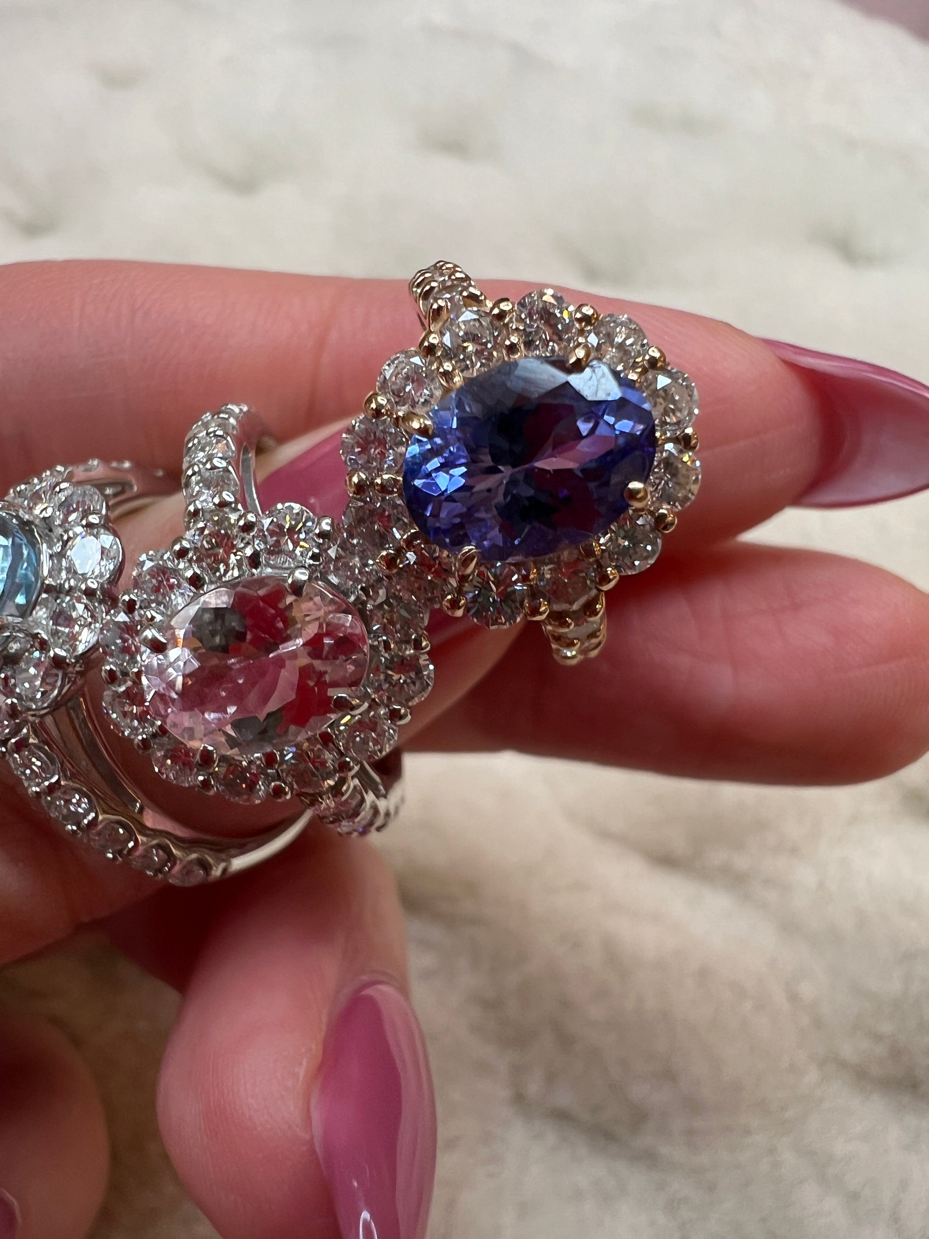 たまご AQキャサリン妃 リング〜VSクオリティ｜A Jewelry Box 公式通販サイト
