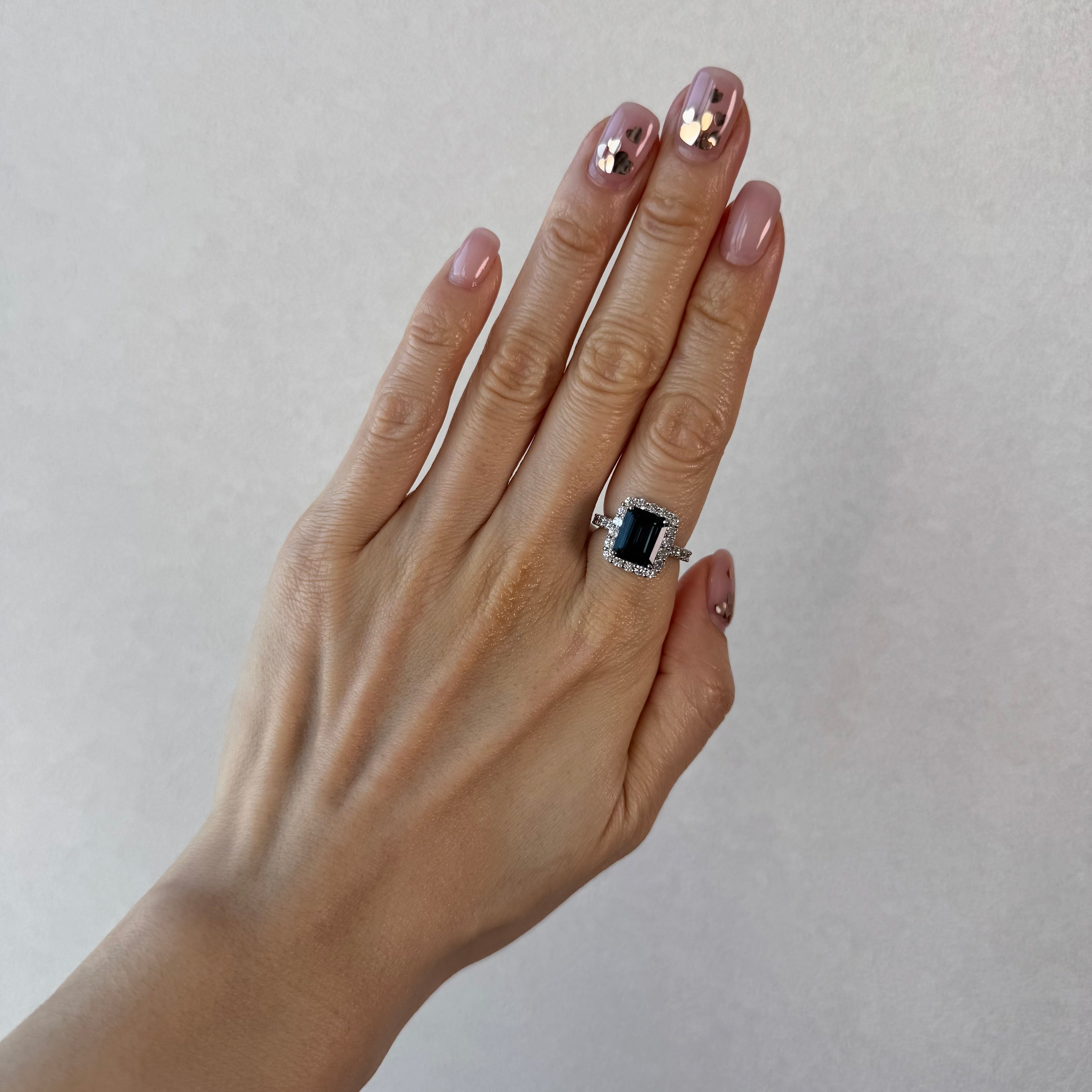 【オデットの羽飾り】リング ロンドンブルートパーズ 中石5ct前後 SQ｜A Jewelry Box 公式通販サイト