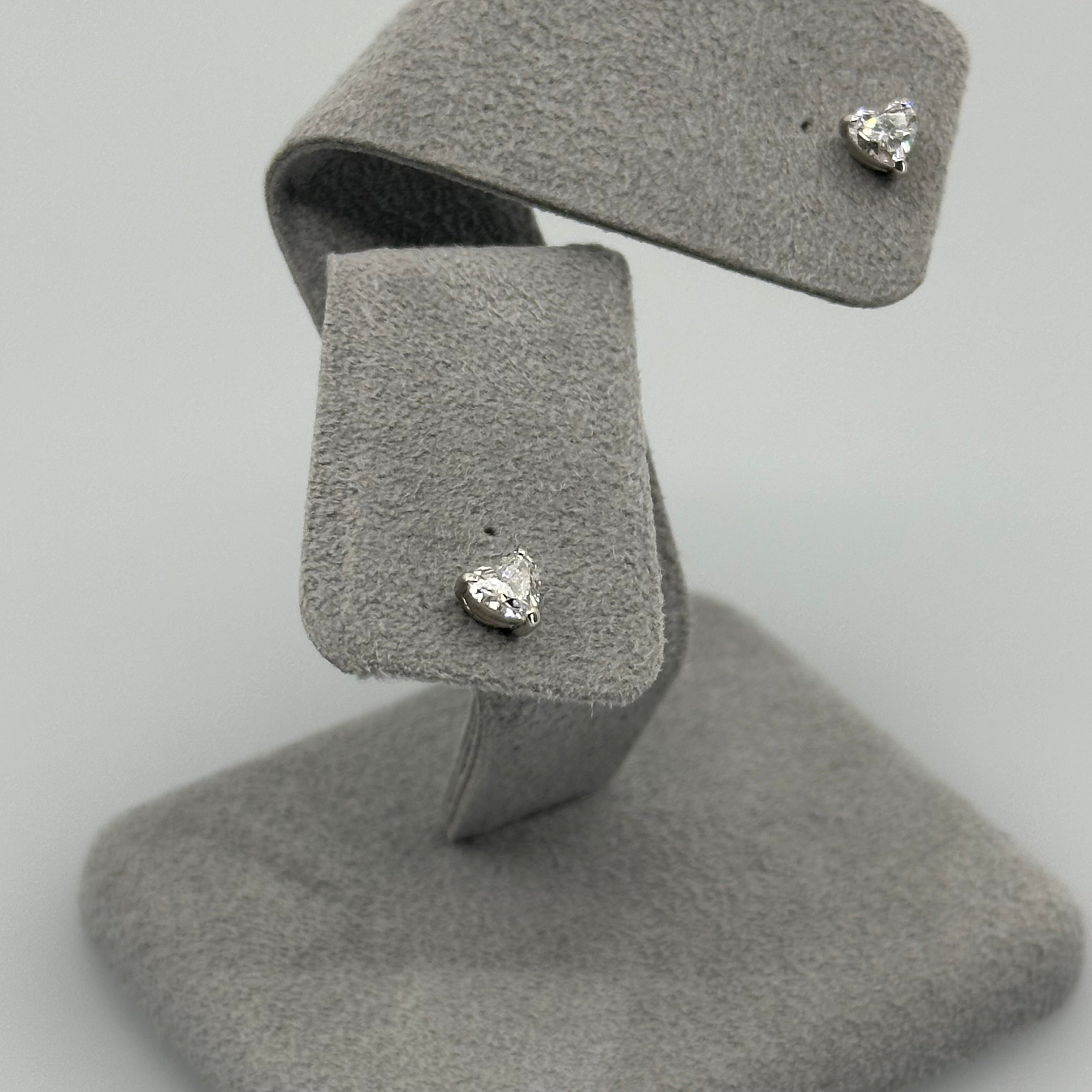 レスピール］ ダイヤモンドスタッドピアス | A Jewelry Box公式サイト