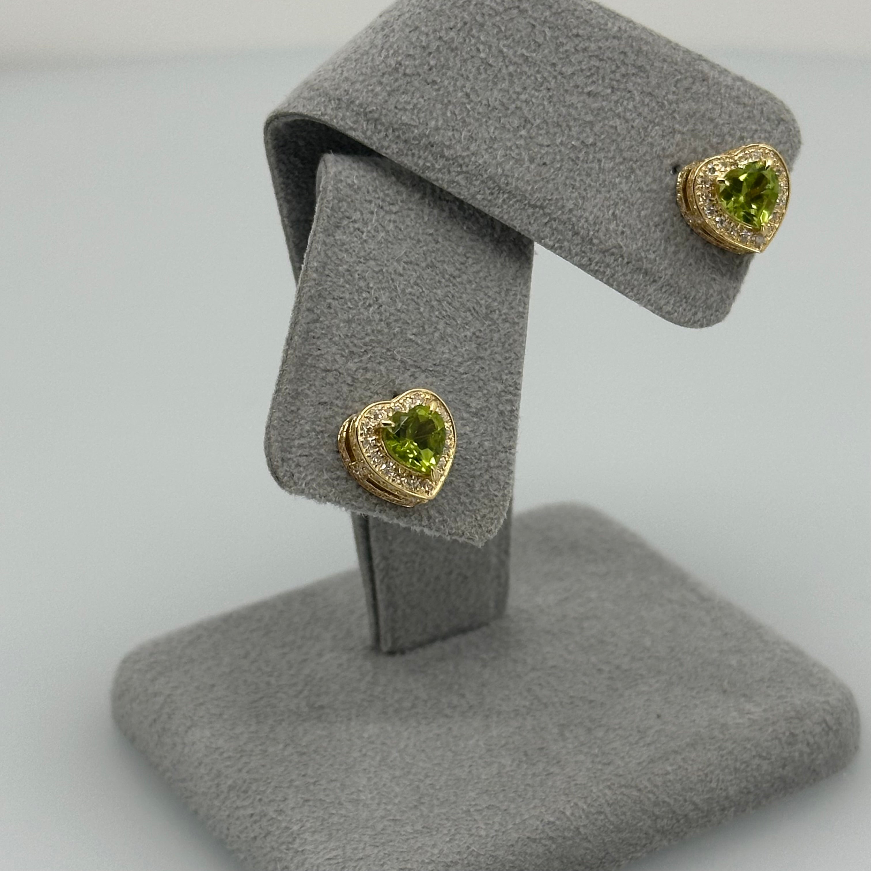 ［新作/エルダンジュ］ピアス ペリドット 0.5ct×2 HS｜A Jewelry Box 公式通販サイト