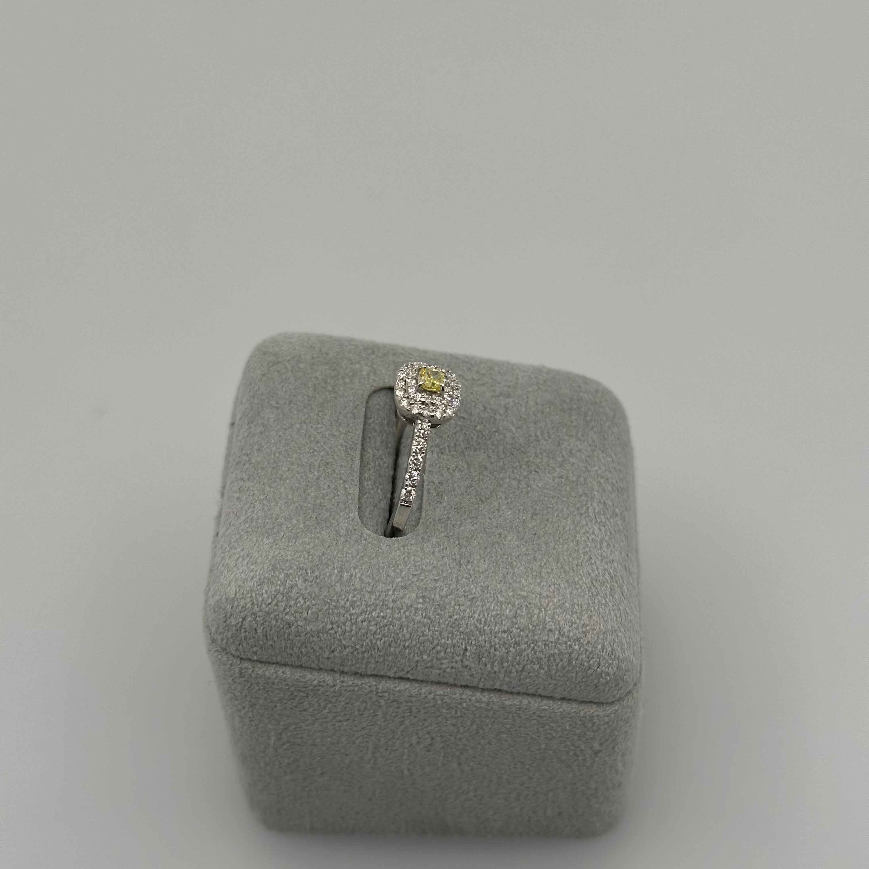 ［ジョーヌ］リング ファンシーインテンスイエローダイヤ SQ 0.13ct前後｜A Jewelry Box 公式通販サイト