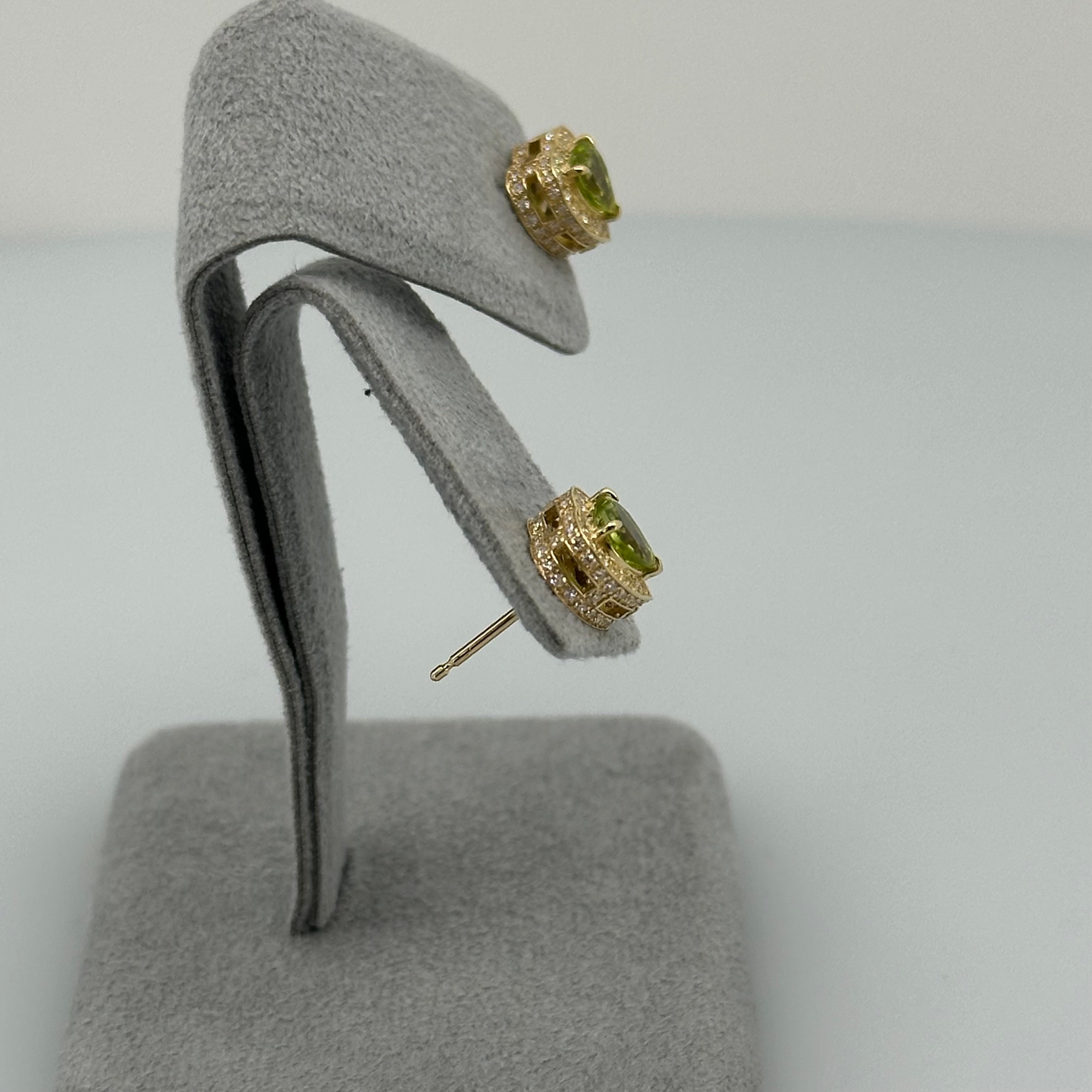 ［新作/エルダンジュ］ピアス ペリドット 0.5ct×2 HS｜A Jewelry Box 公式通販サイト