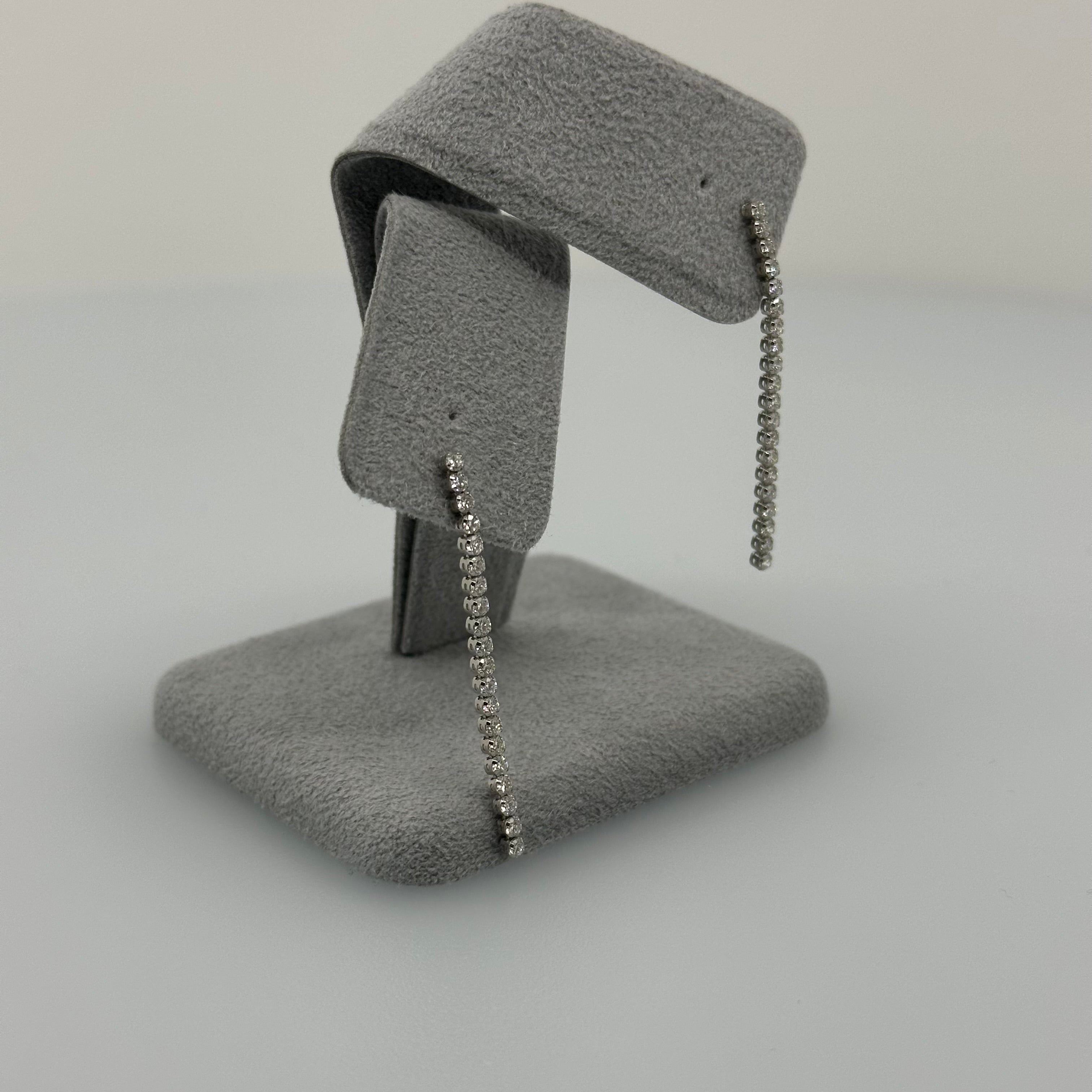 ［一点物/エタンスレ］ピアス ダイヤ 0.5ct前後×2｜A Jewelry Box 公式通販サイト