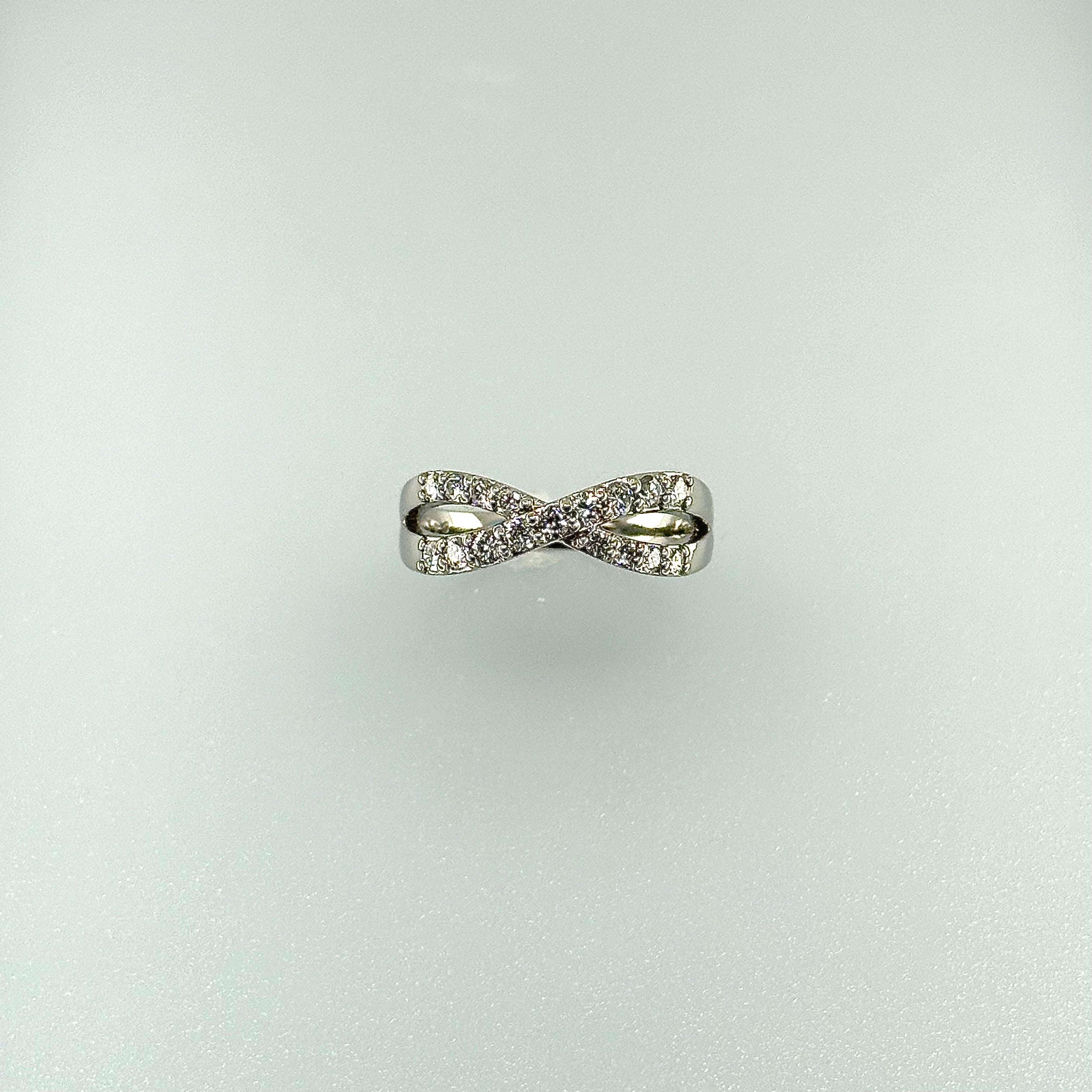 ひよこインフィニティリング D0.45ct PT/YG/PG｜A Jewelry Box 公式通販サイト