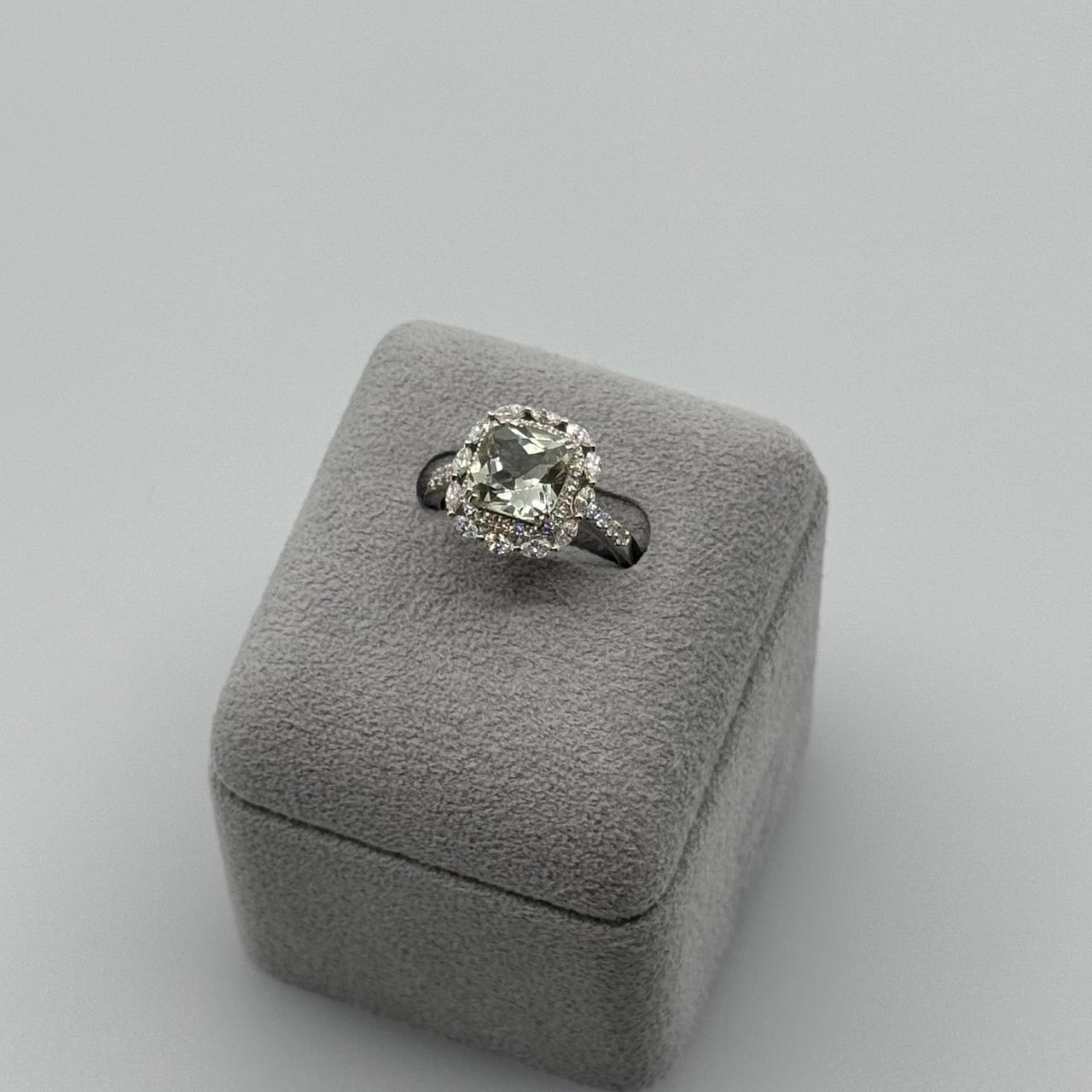 【マドンナリリー】リング ライトアメジスト/グリーンアメジスト｜A Jewelry Box 公式通販サイト