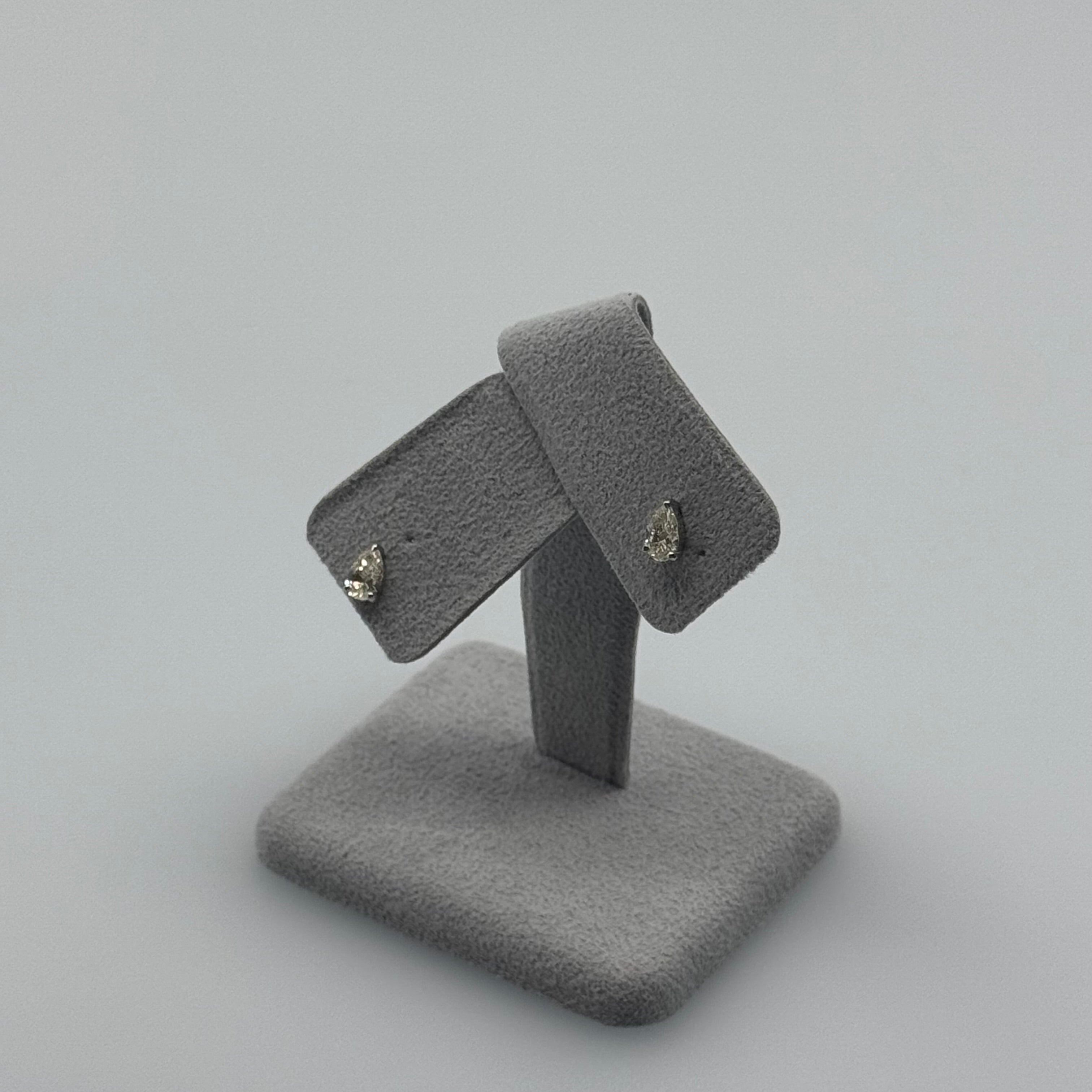 ［一点物/コリンヌ］ピアス ダイヤ 0.5ct×2 PS PT｜A Jewelry Box 公式通販サイト