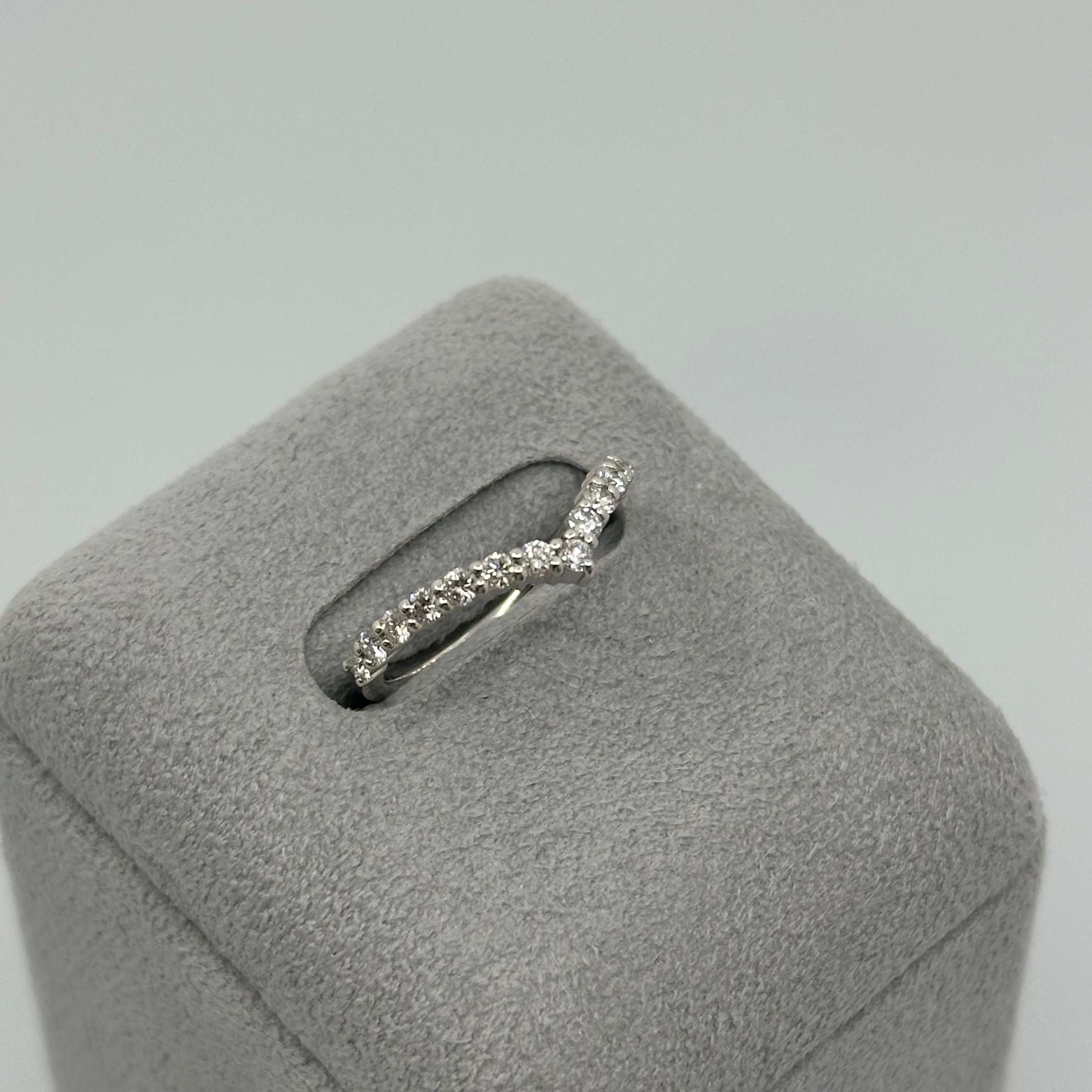 新作/エール］ダイヤモンドハーフエタニティリング | A Jewelry Box