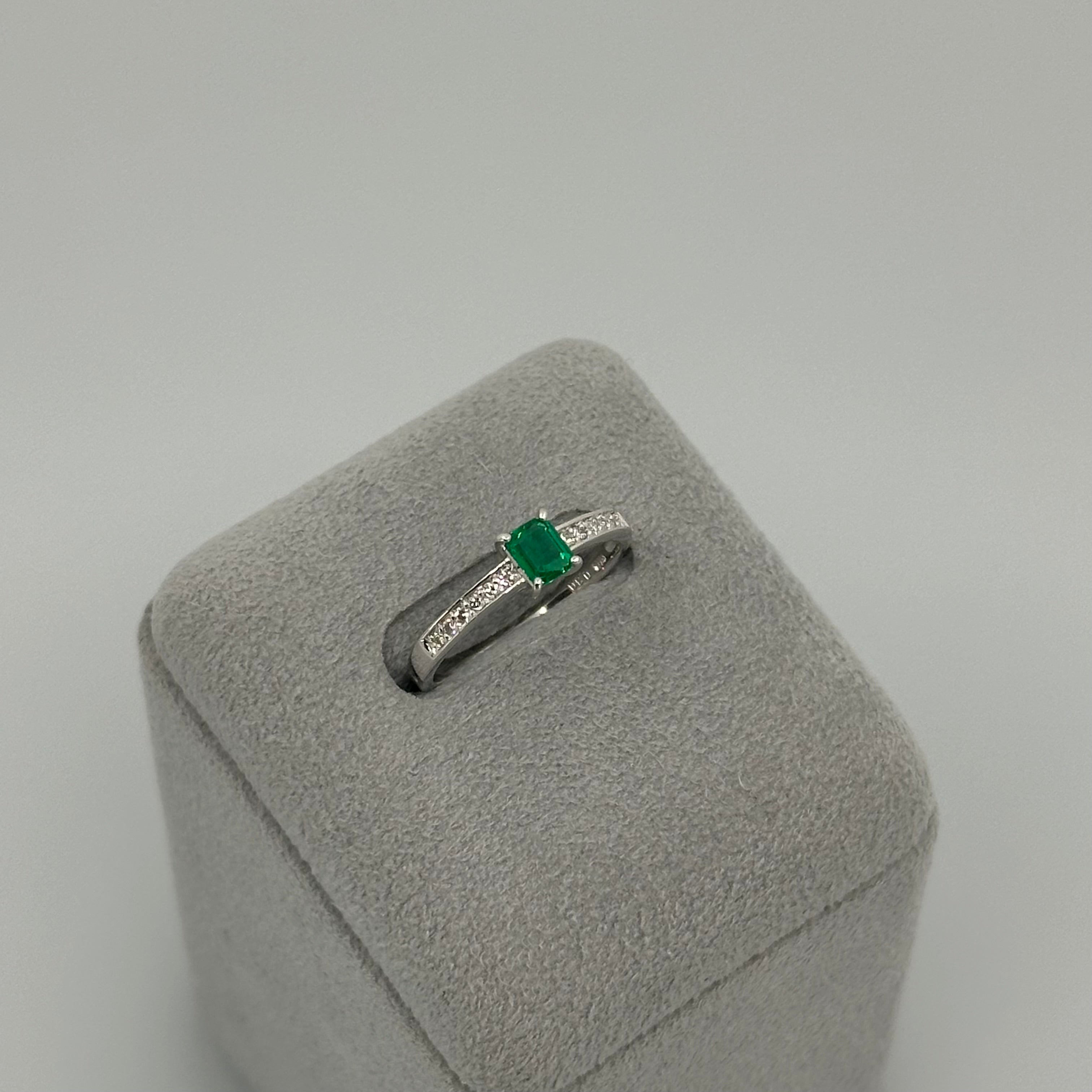 ［新作/１点限定］リング　エメラルド　PT１