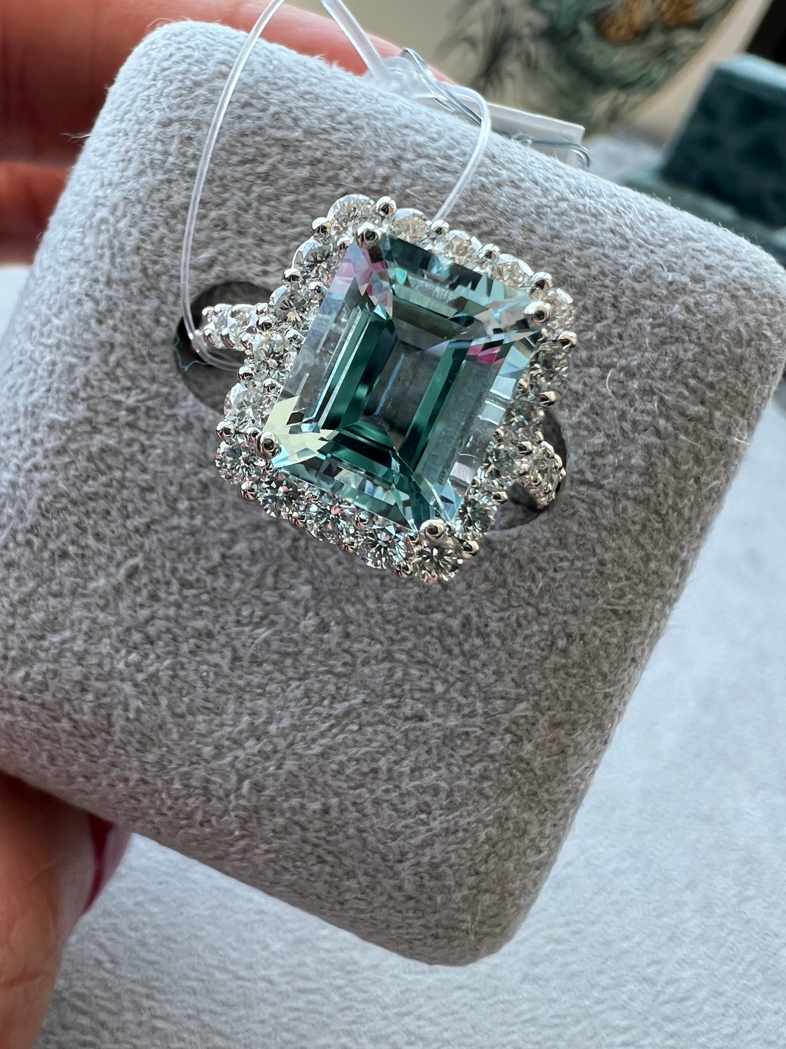 [湖のドレス] リング アクアマリン