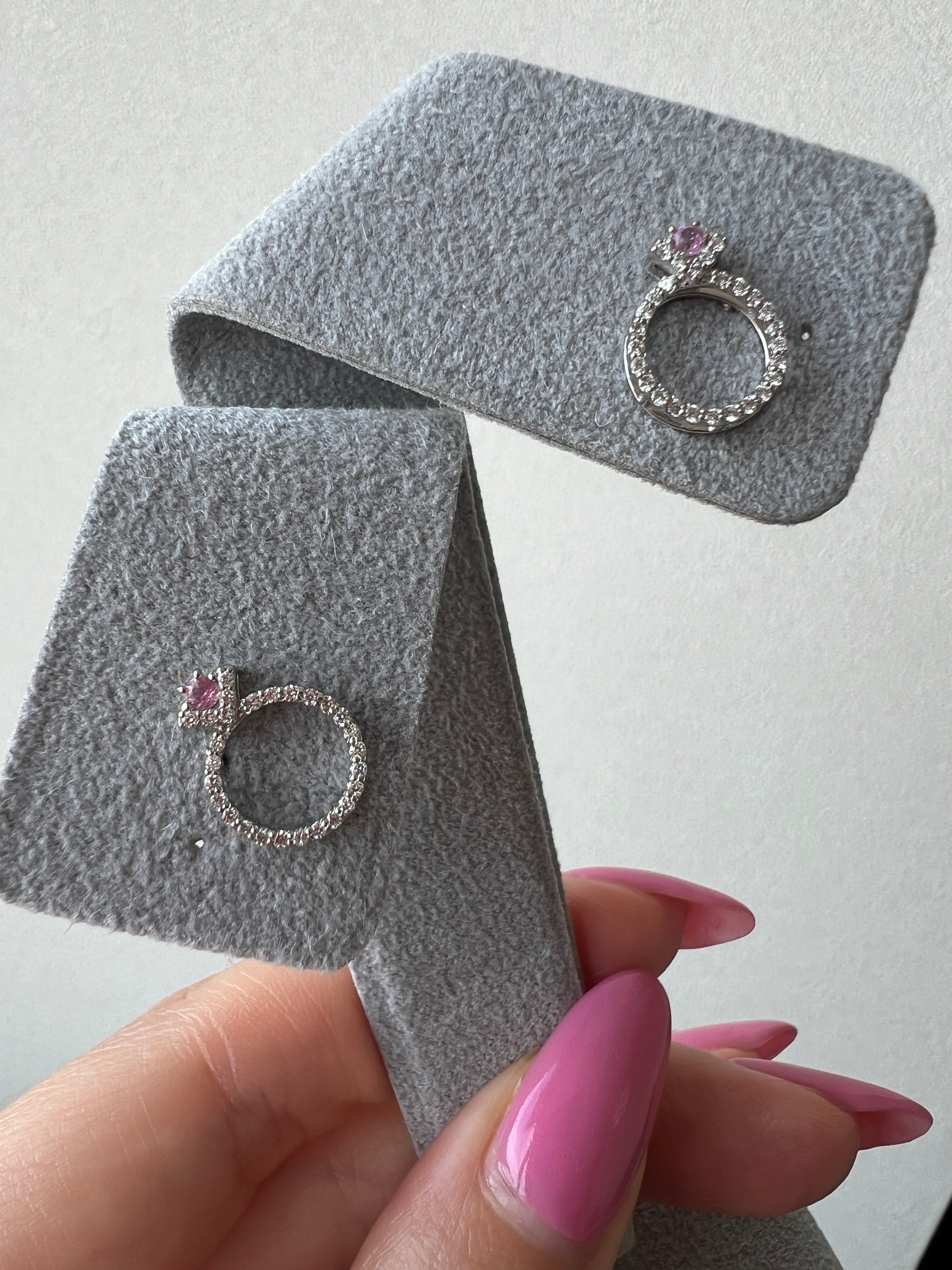 ラリオンス ピアス ピンクサファイア（あやちゃんの結婚指輪みたいなピアス）｜A Jewelry Box 公式通販サイト