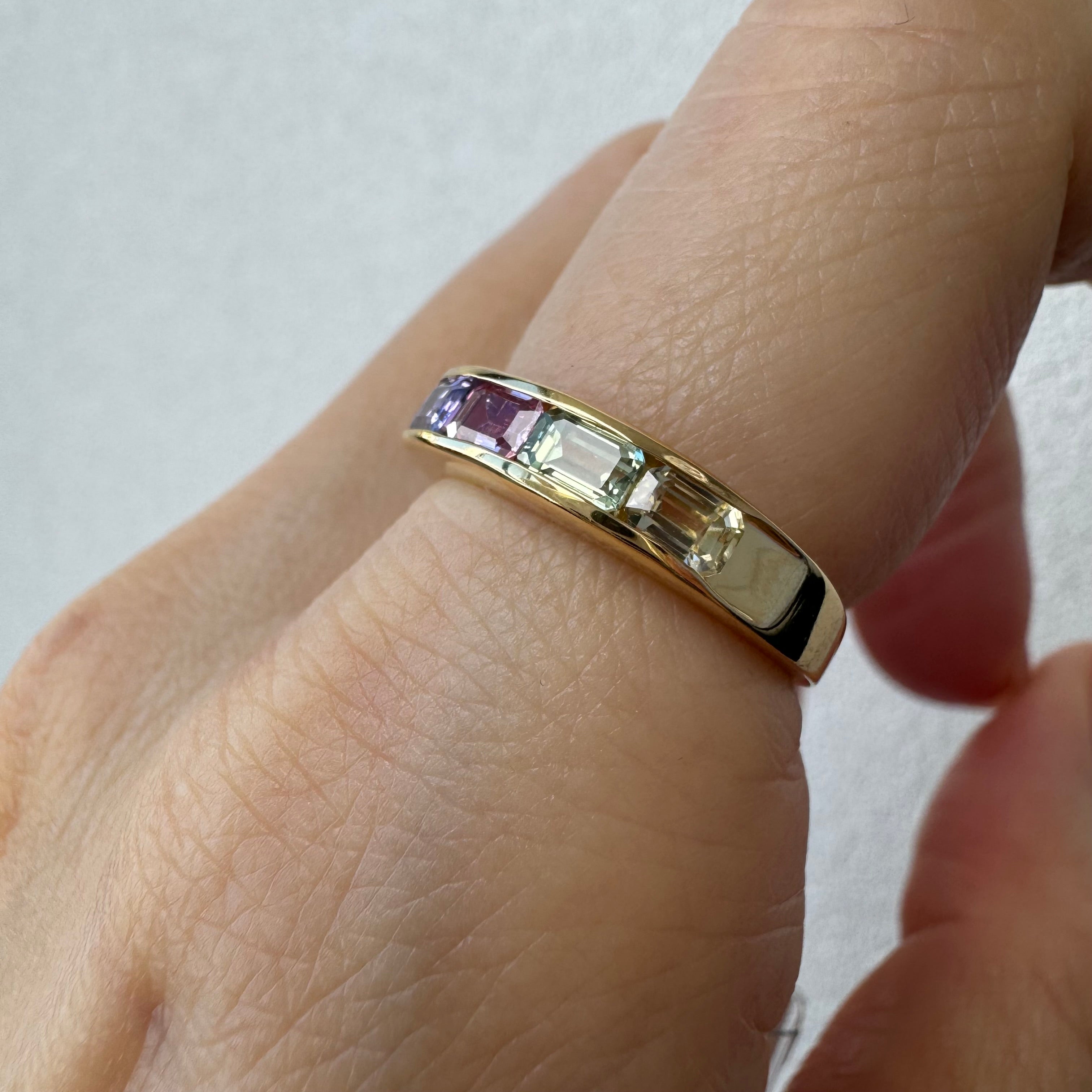 ［個数限定/アルカンシェル］リング ファンシーサファイア 1.3ct YG｜A Jewelry Box 公式通販サイト