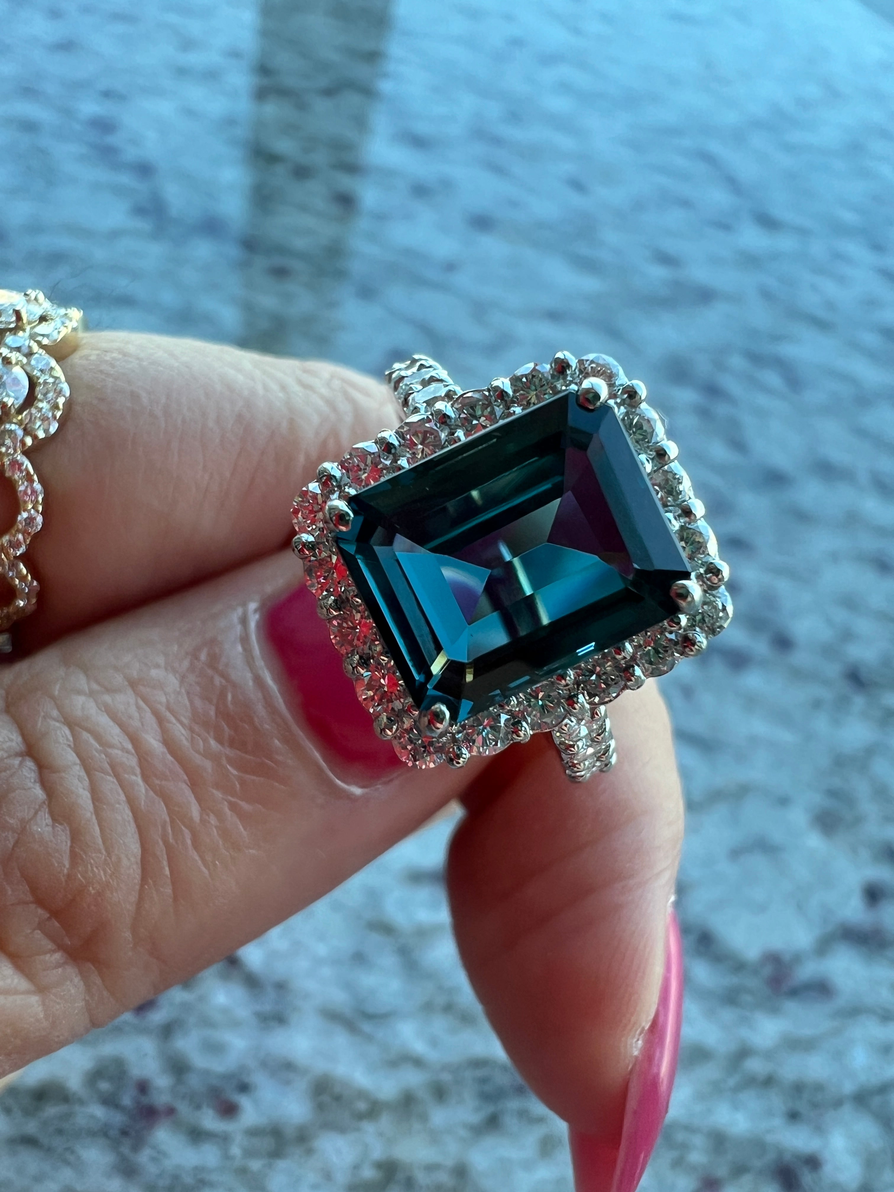【オデットの羽飾り】リング ロンドンブルートパーズ 中石5ct前後 SQ｜A Jewelry Box 公式通販サイト