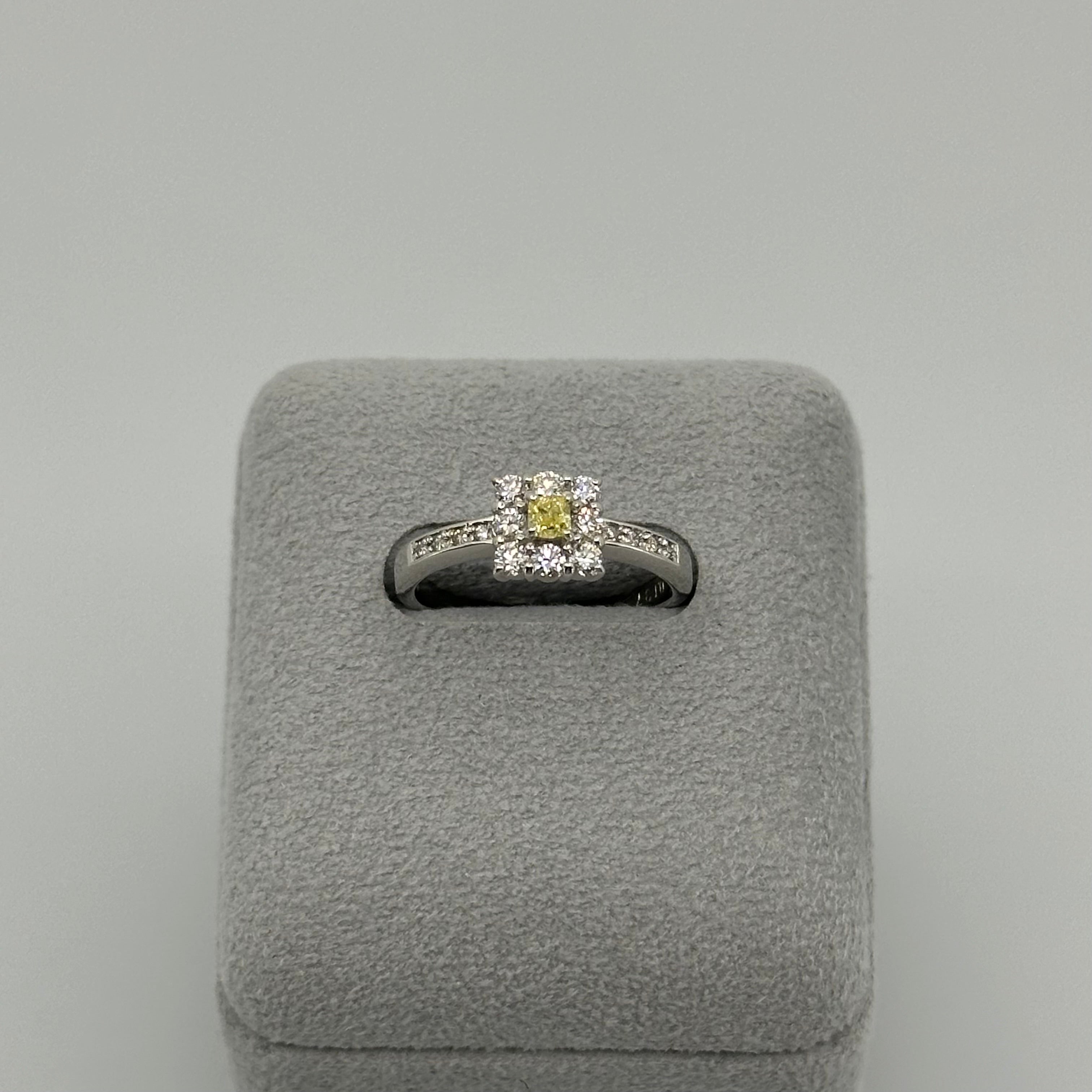［3本限定/ジョーヌの隣］リング ファンシーインテンスイエローダイヤ 0.12ct　PT｜A Jewelry Box 公式通販サイト