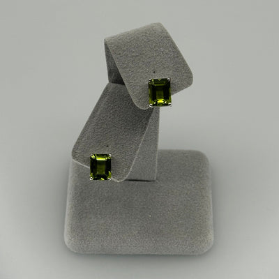 【フロリナ】ピアス ペリドット2ct前後×2 SQ hover