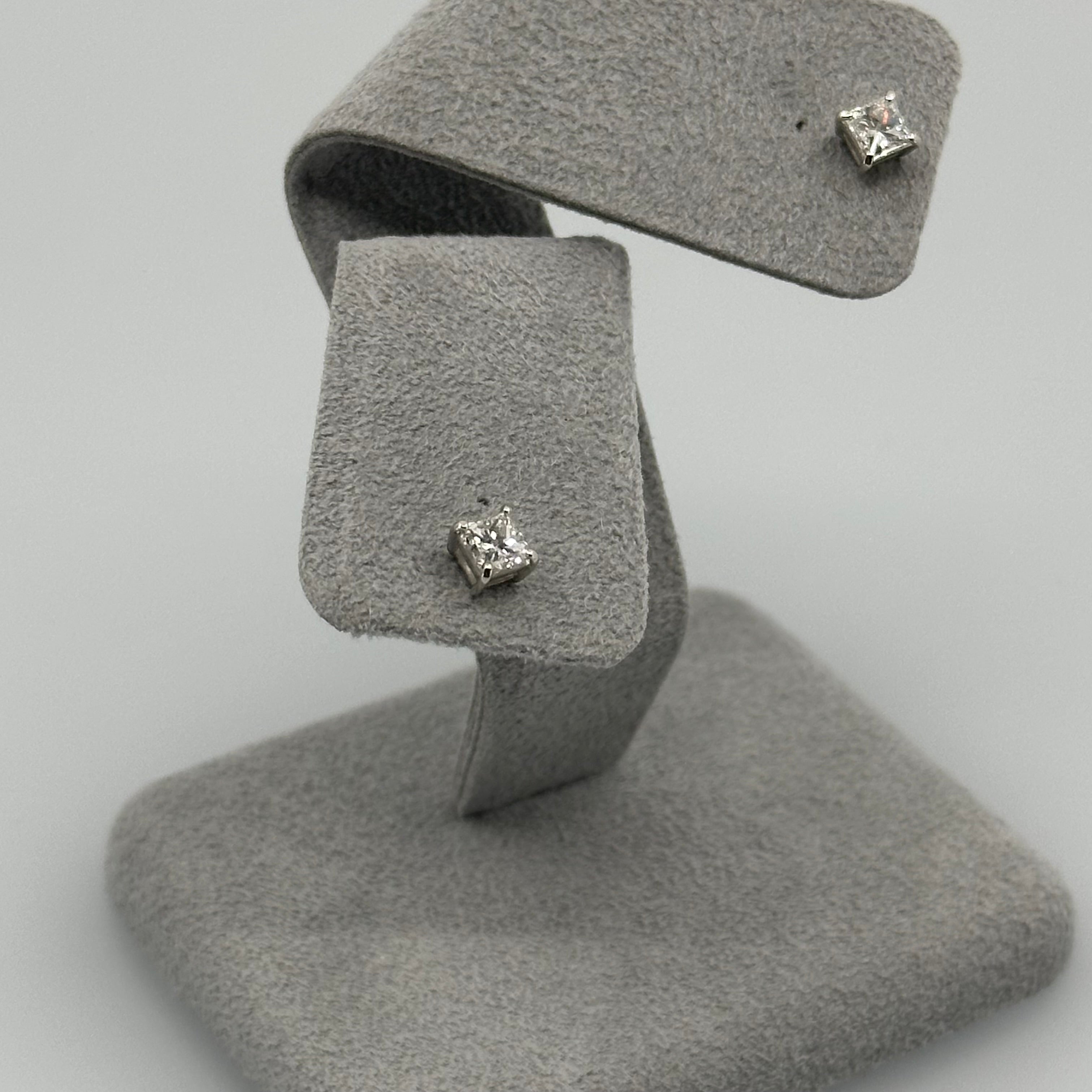 レスピール］ ダイヤモンドスタッドピアス | A Jewelry Box公式サイト