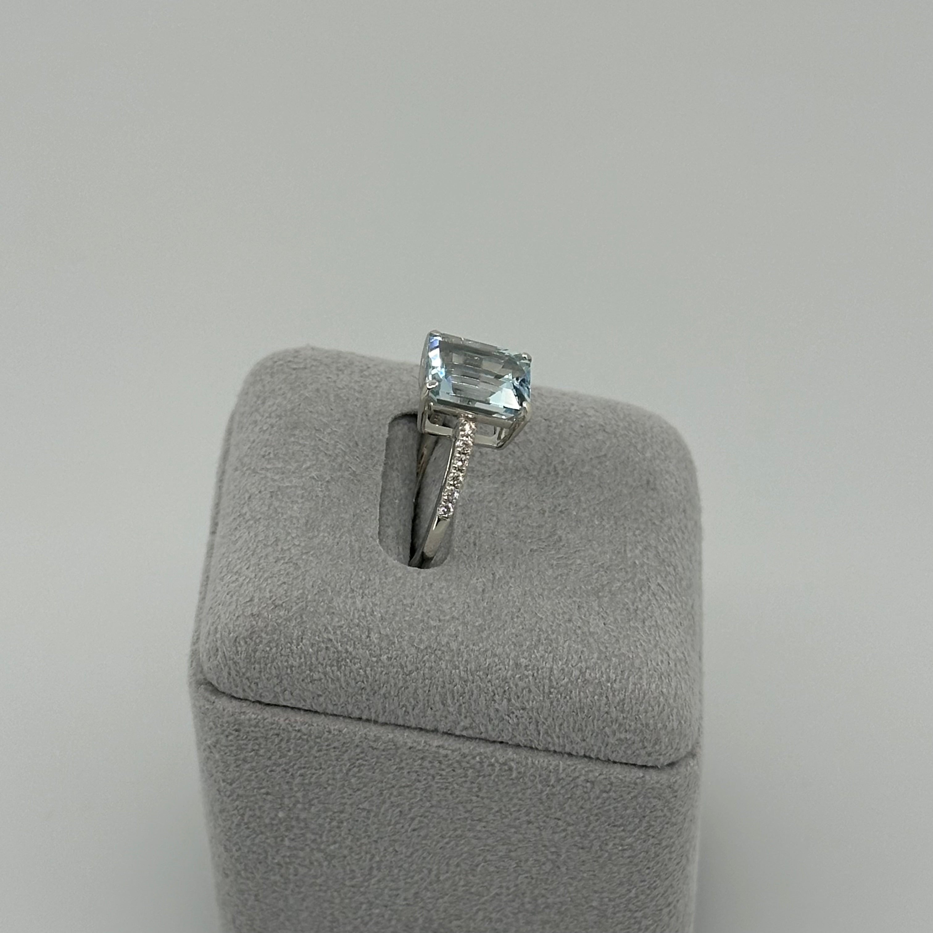 【フロリナ】リング モルガナイト/アクア/ペリドット 2ct前後 SQ｜A Jewelry Box 公式通販サイト